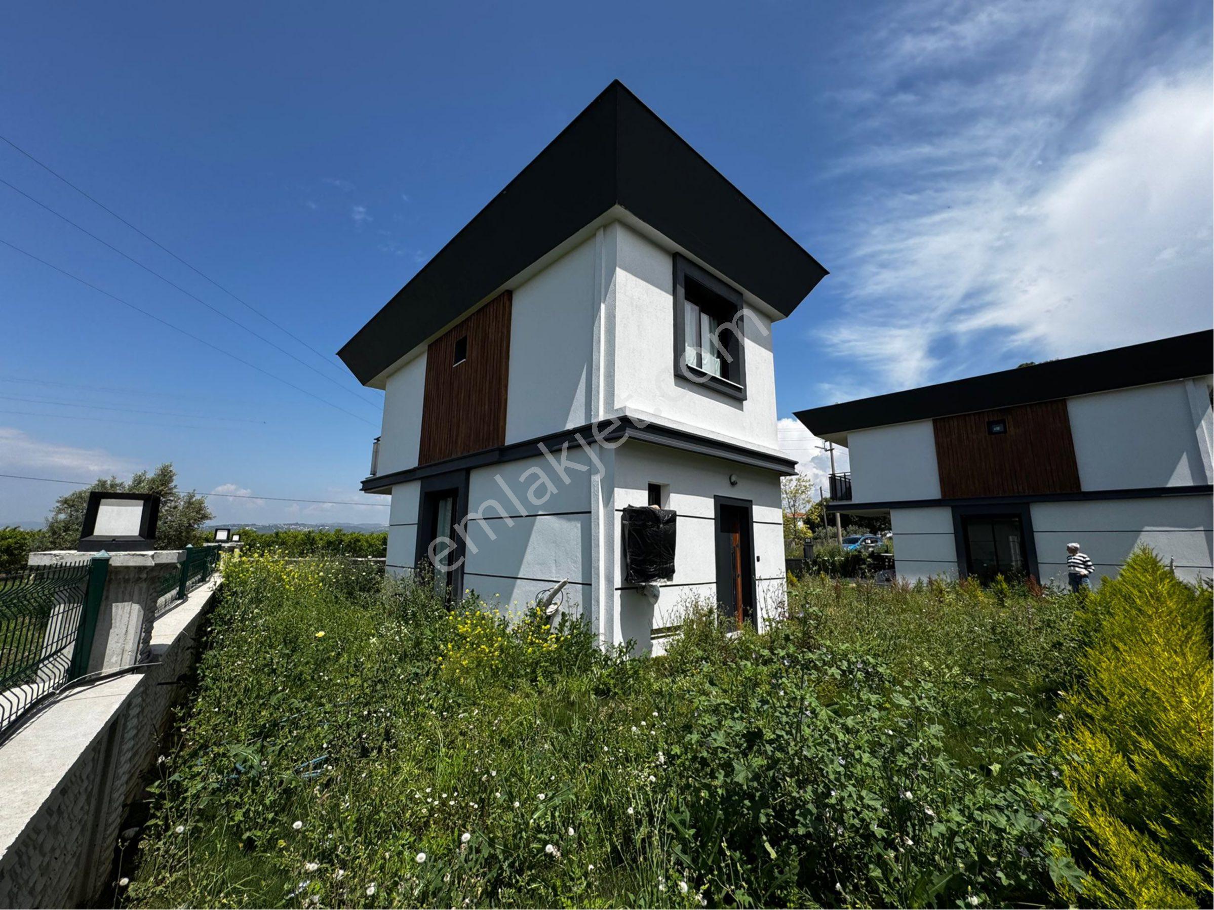 Denize Yakın Site İçi Tek Müstakil 2+1 Villa