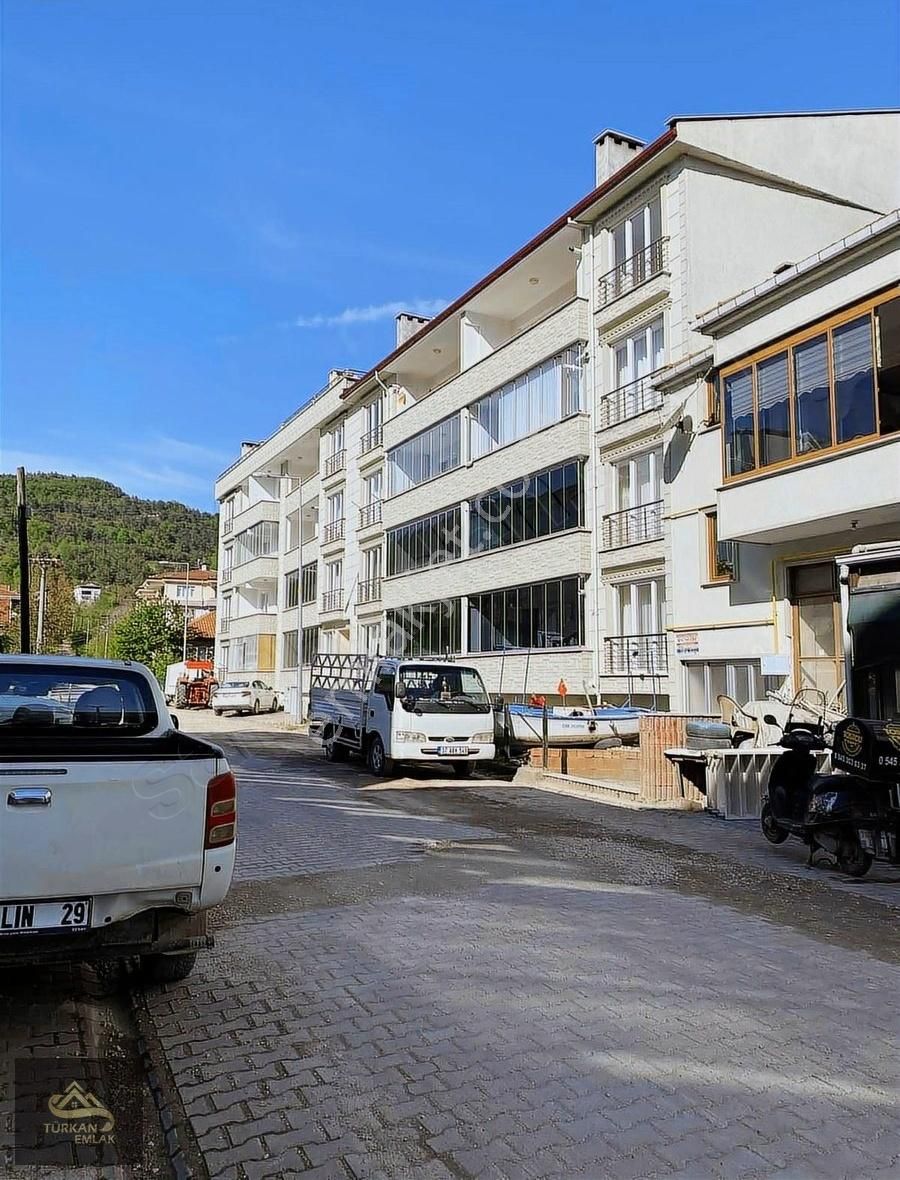 Türkan Emlakta Otogar Mevkiin De Satılık Daire