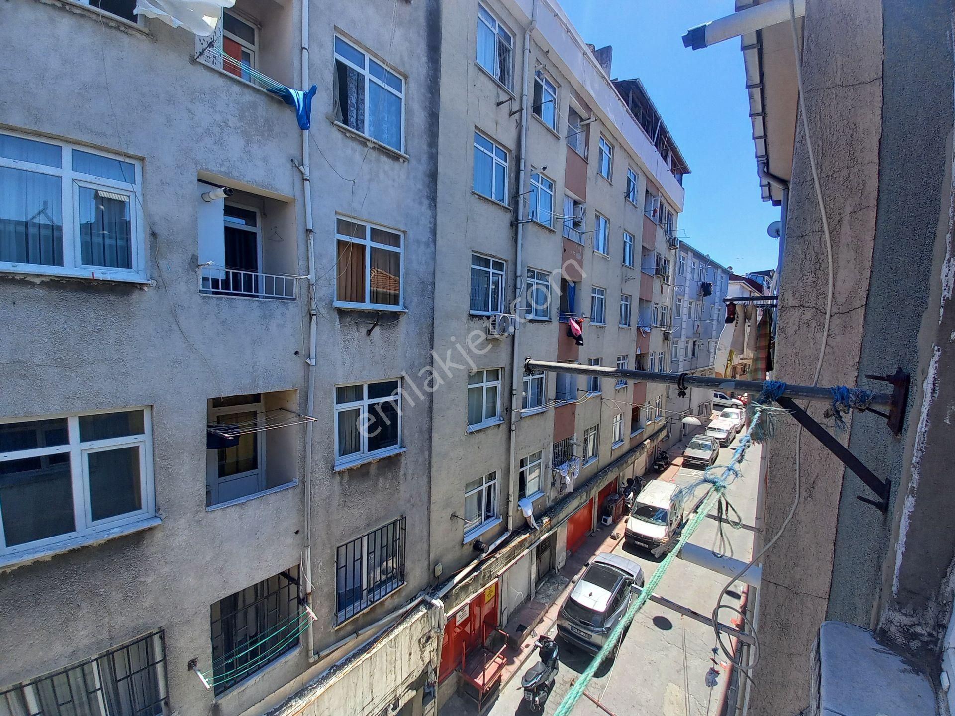 7636 Rengarenk Ten Kulaksız Merkezde Fırsatt 1+1 Krediye Uygun