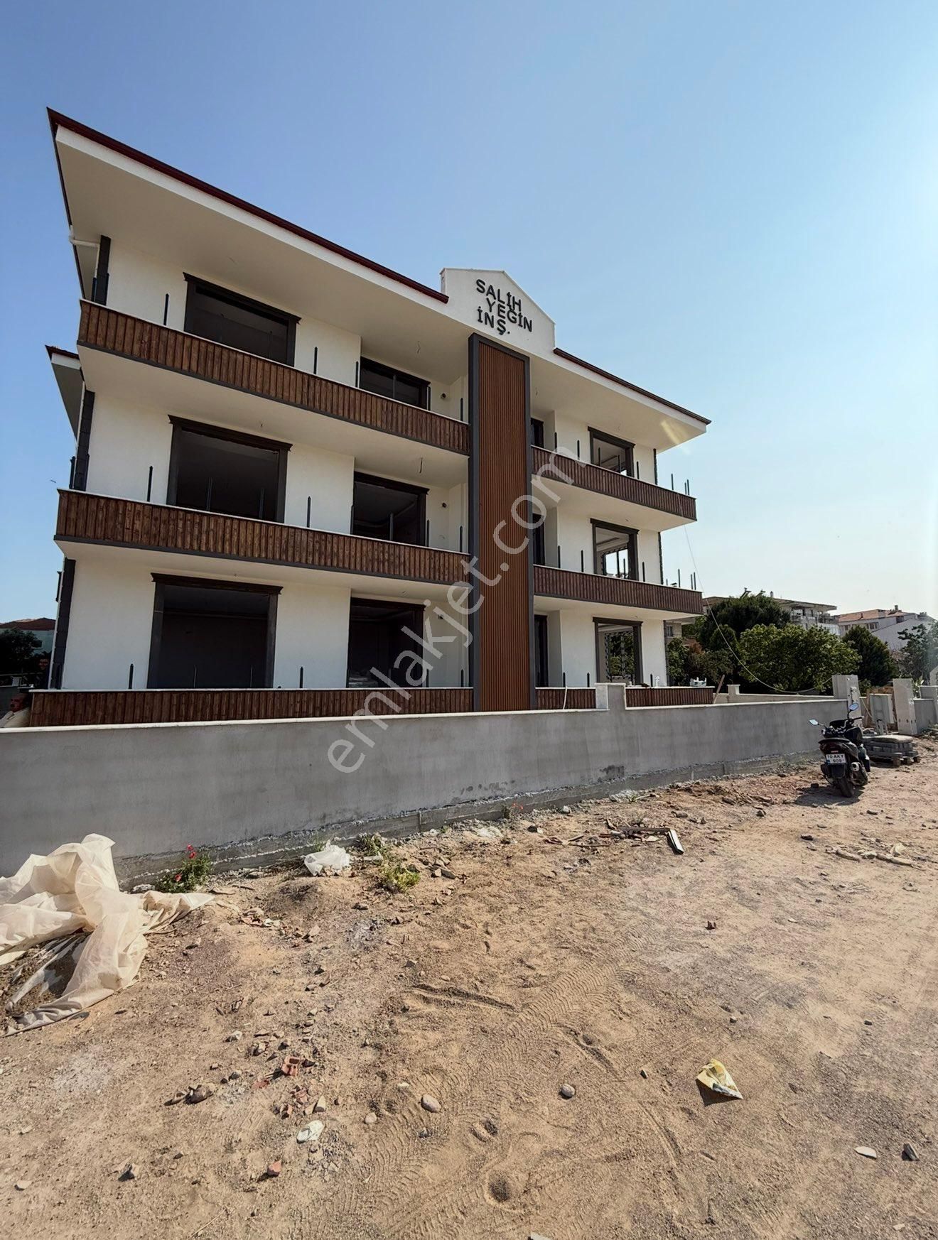 Rota'dan | Elit Konumda | Asansörlü | Ön Cephe 2+1