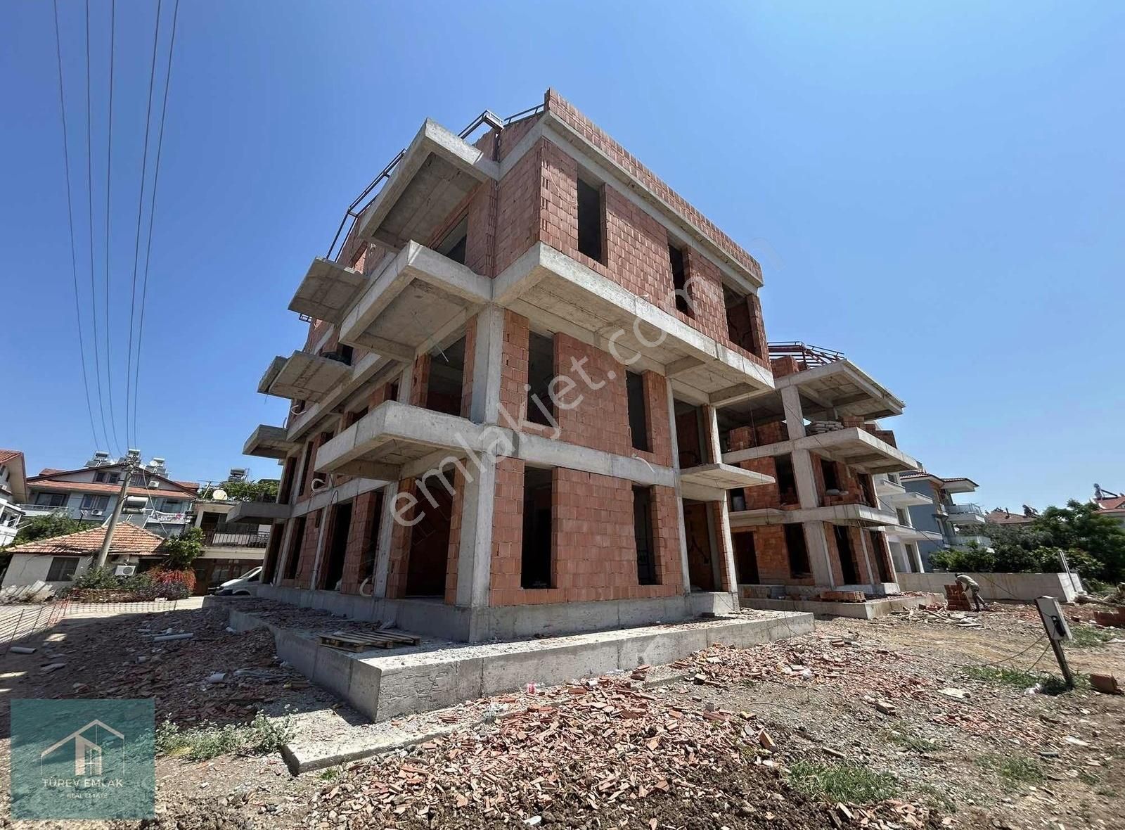 Fethiye Merkezi Konumda Satılık Sıfır 1+1 Daire