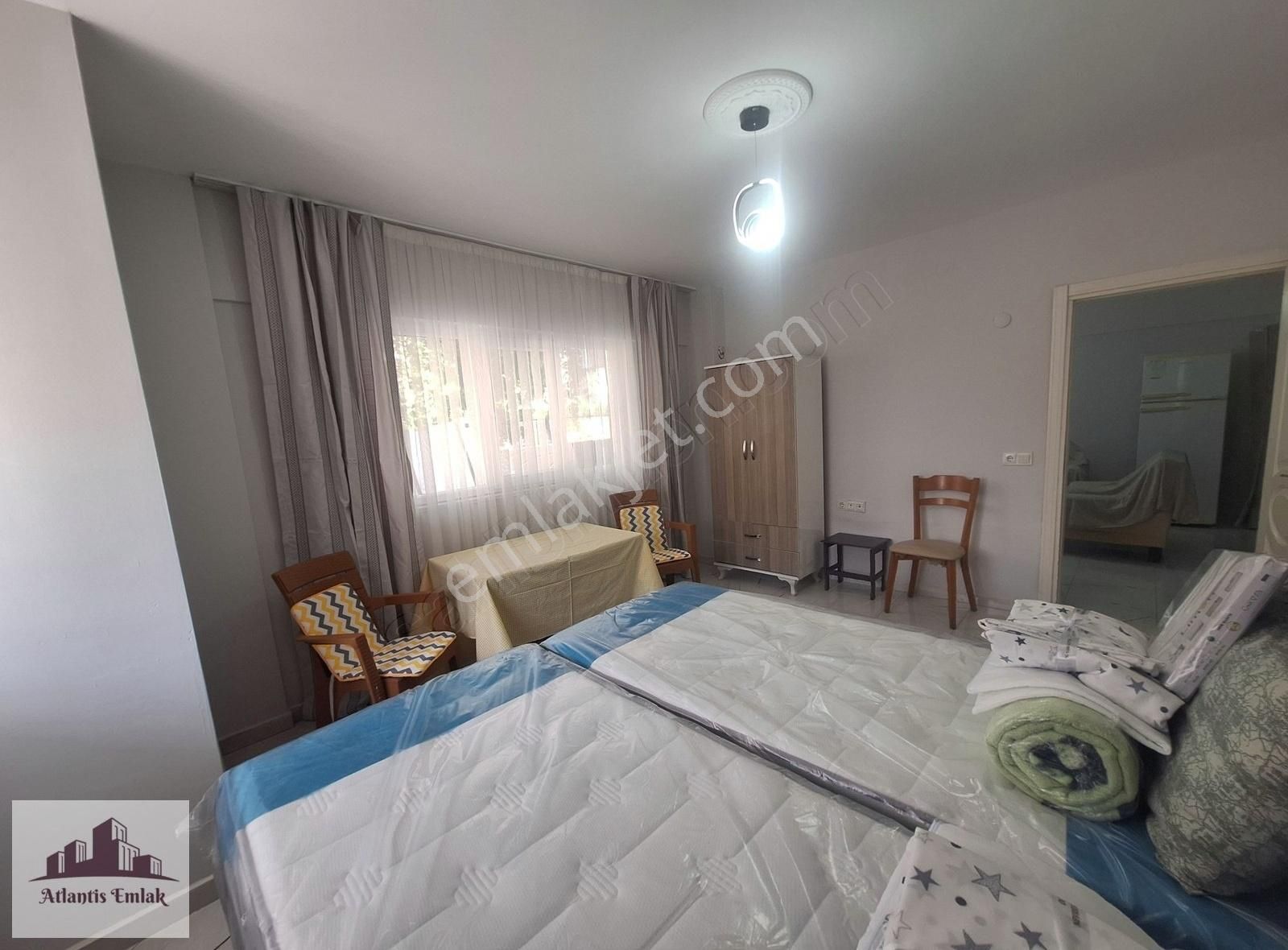 Atlantis'ten Zeytinköyde Kiralık Geniş 1+1 Bahçe Katı