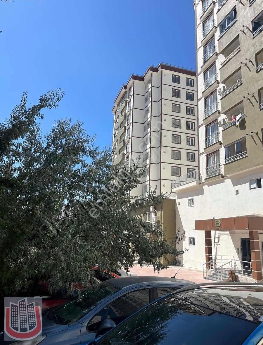 Tekerek Okullar Bölgesinde Satılık Geniş 2+1