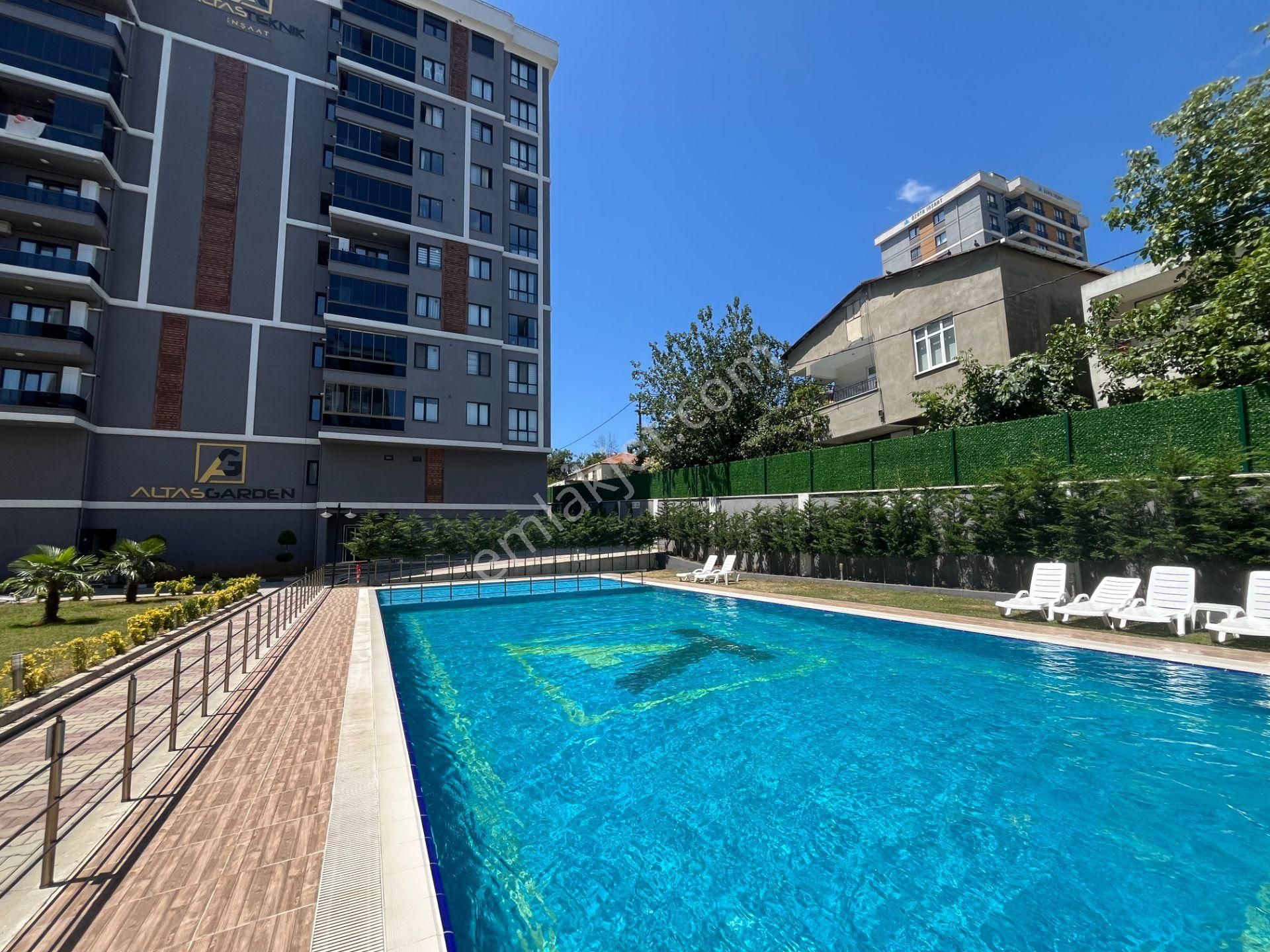 Pendik Altaş Garden Havuzlu Güvenlikli 2+1 Full Eşyalı Daire