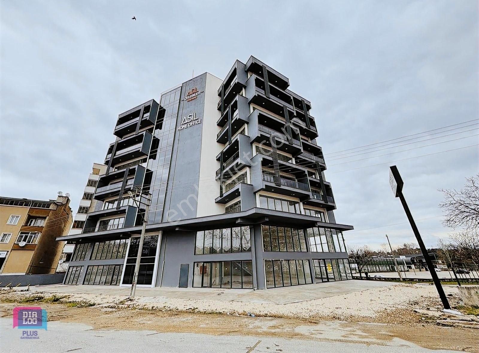 Dialog Plus'dan Bağlarbaşı Metro Yanı Prestijli Kiralık Ofis