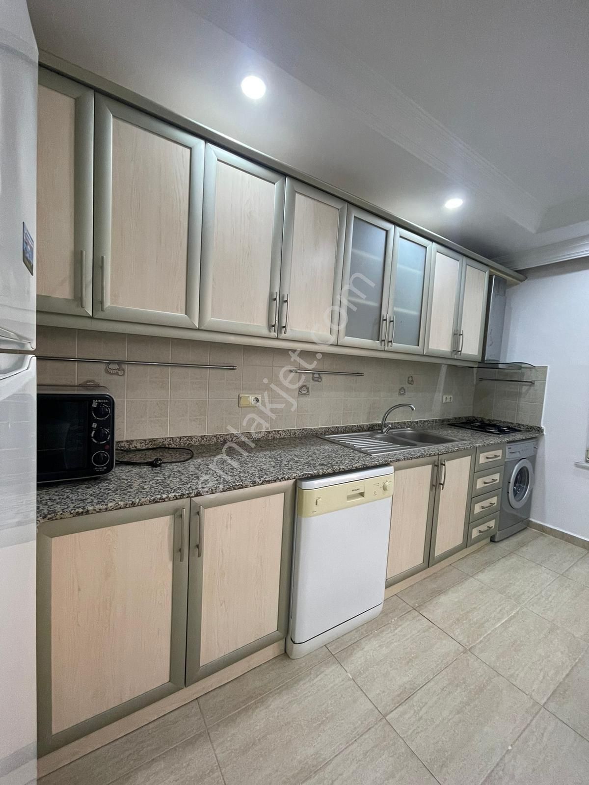 Merkez’de 2+1 Eşyalı Ayrı Mutfak Daire - Görsel 4