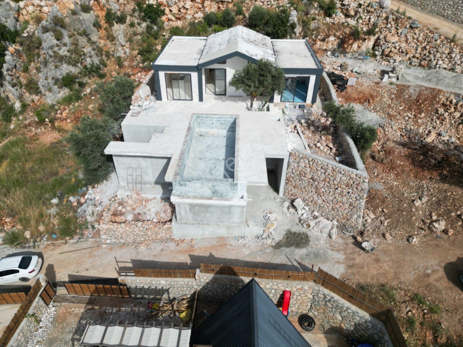 Sahibinden Gelemiş Merkezde Villa