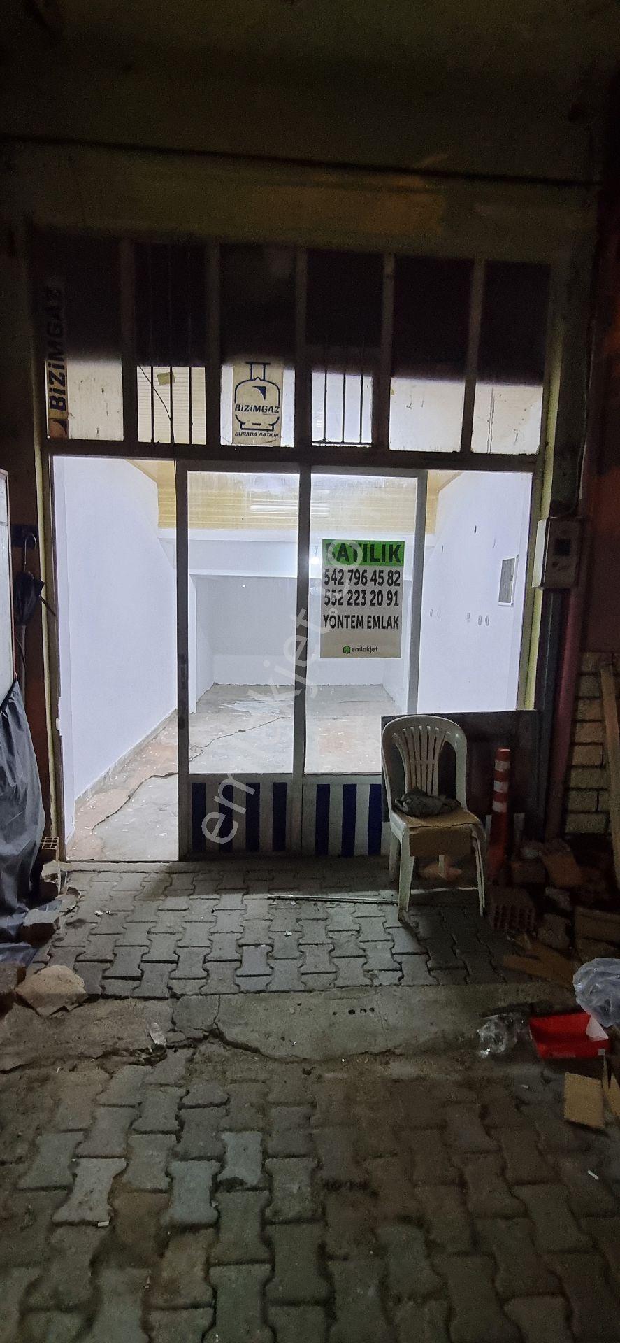 Aydın Nazilli Yöntem Emlaktan Yenipazar İlçe Merkezinde Halk Bankası Arkası Satılık İşyeri