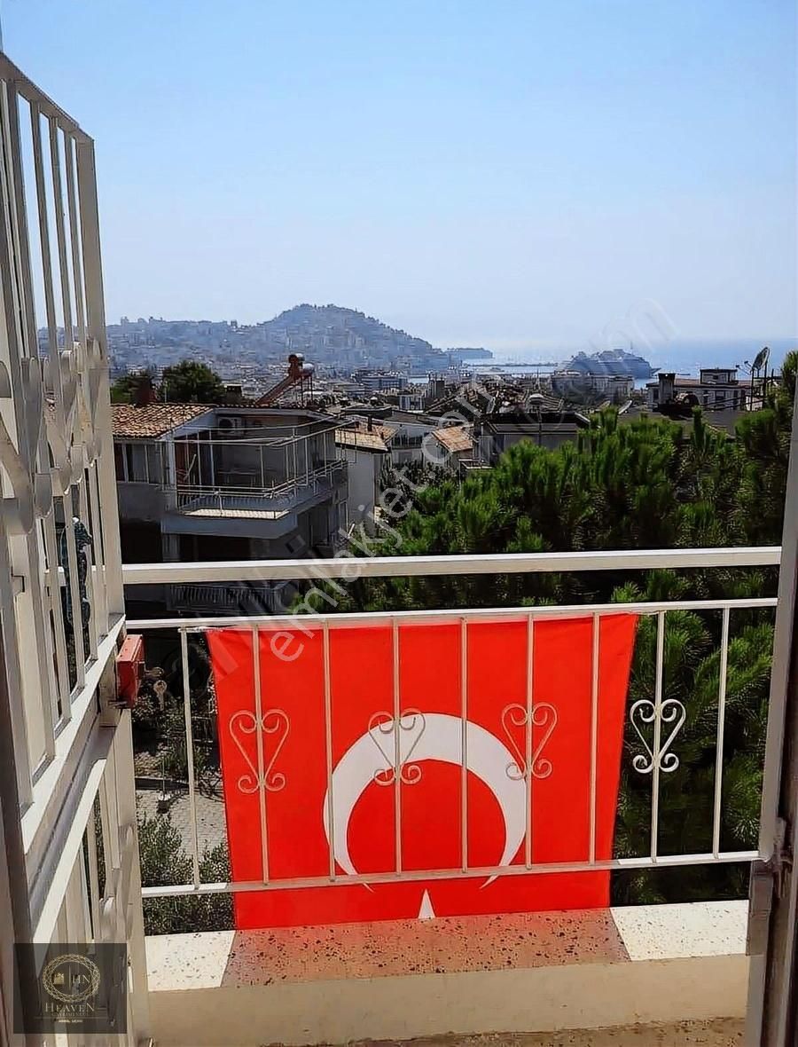 Türkmen Mah. Deniz Manzaralı Merkezi Konum 4+1 Villa