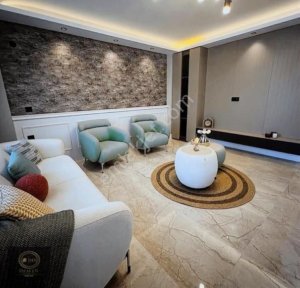 Denize Yürüme Mesafesi Özel Havuzlu Tek Müstakil 4+1 Villa