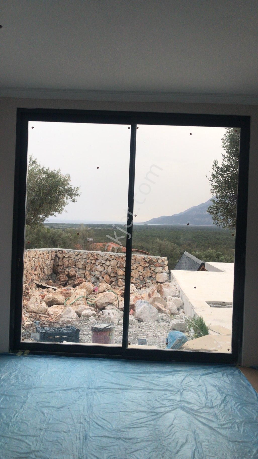 Sahibinden Gelemiş Merkezde Villa - Görsel 8