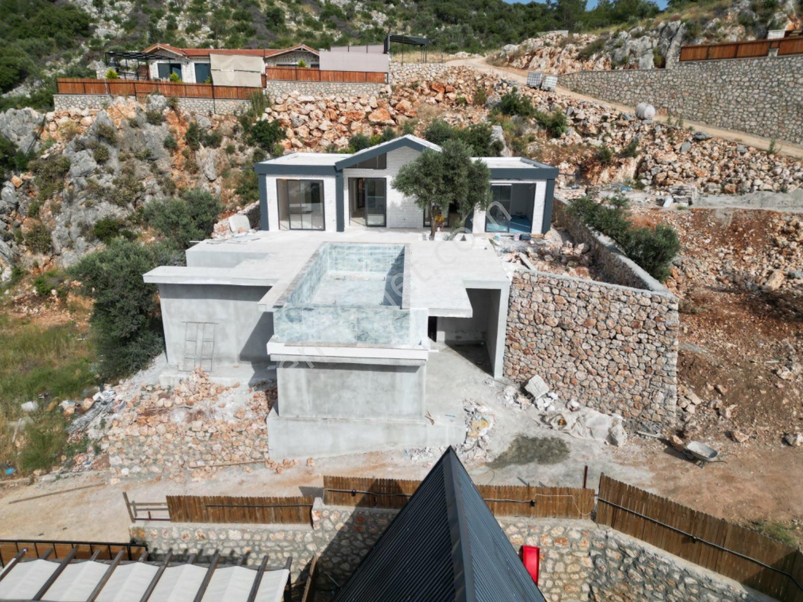 Sahibinden Gelemiş Merkezde Villa - Görsel 3