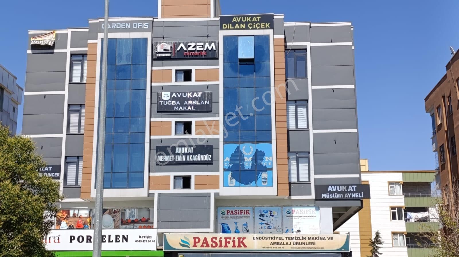World İlkevim'den Ana Cadde Üzerinde Satılık Ofis