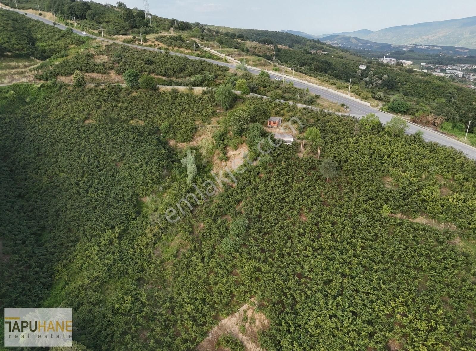 Tapuhane'den Bayraktepe Yolunda 1.560 M2 Satılık Arsa - Görsel 2
