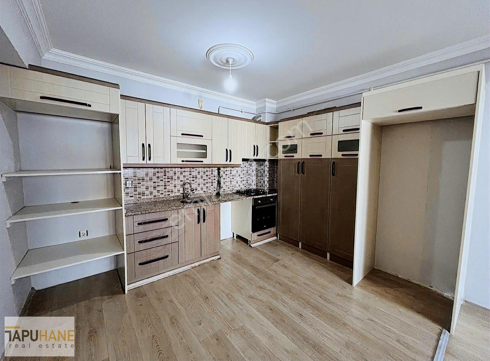 Tapuhaneden Yeni Mahallede 2+1 Ara Kat Site İçinde - Görsel 15