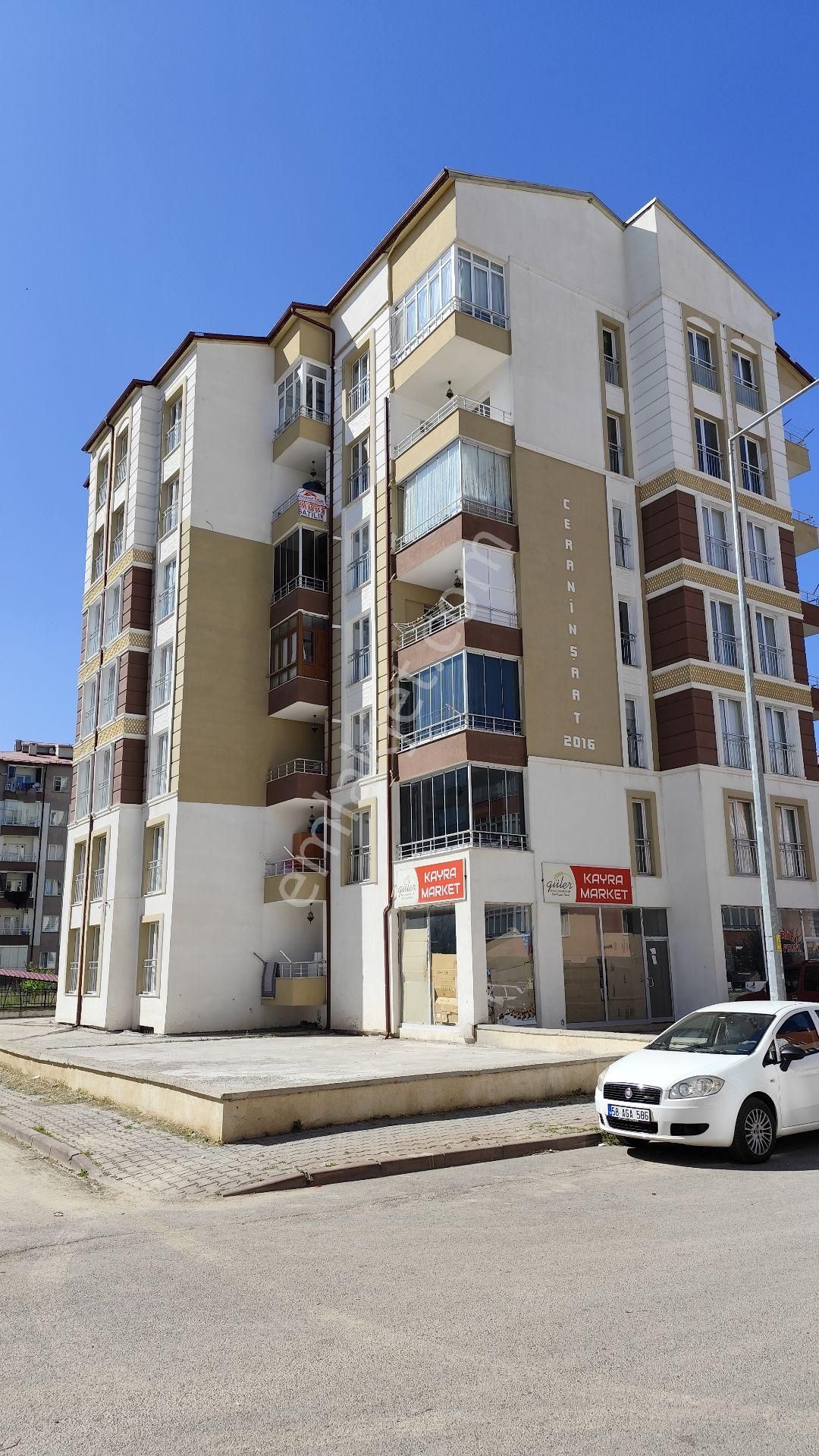 Sivas Merkez Şeyhşamil Mah. Satılık 3+1 Daire
