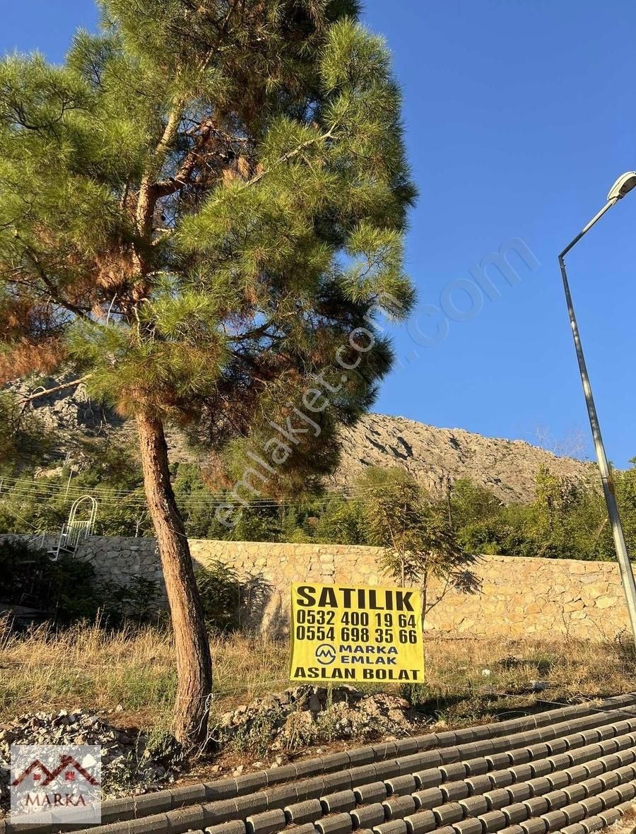 Markadan Satılık Arsa