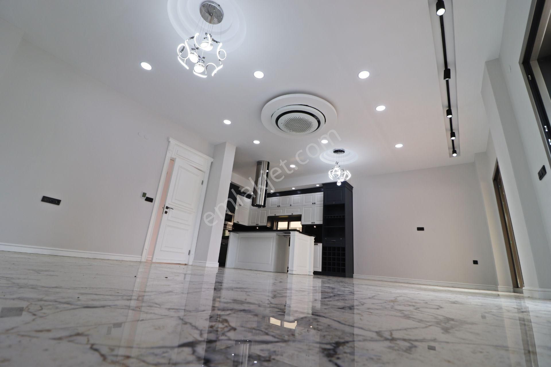 Altınoluk Ta Tasarım Harikası 650 M² Arsa İçerisinde 5+1 Villa - Görsel 9