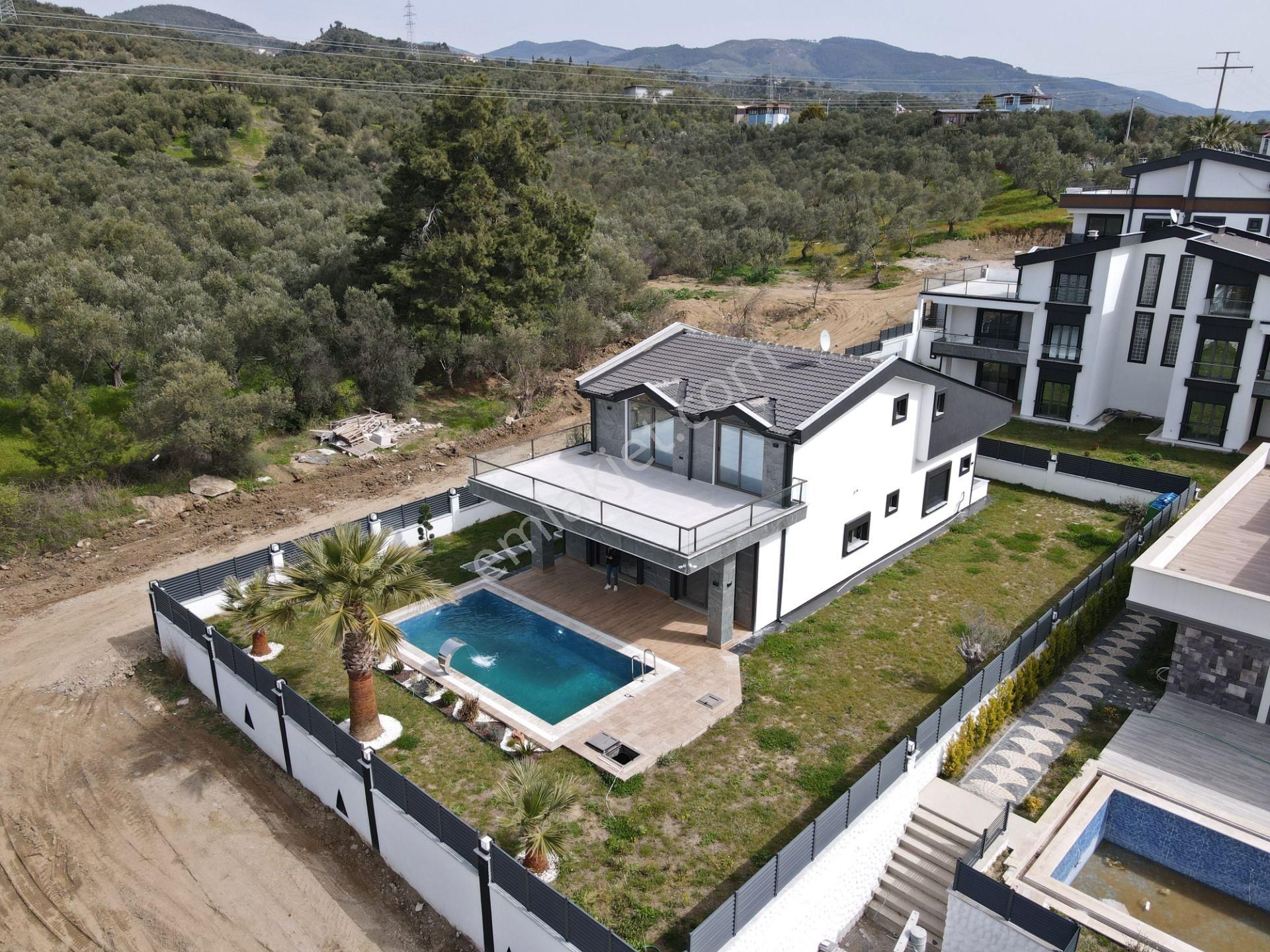 Altınoluk Ta Tasarım Harikası 650 M² Arsa İçerisinde 5+1 Villa - Görsel 7