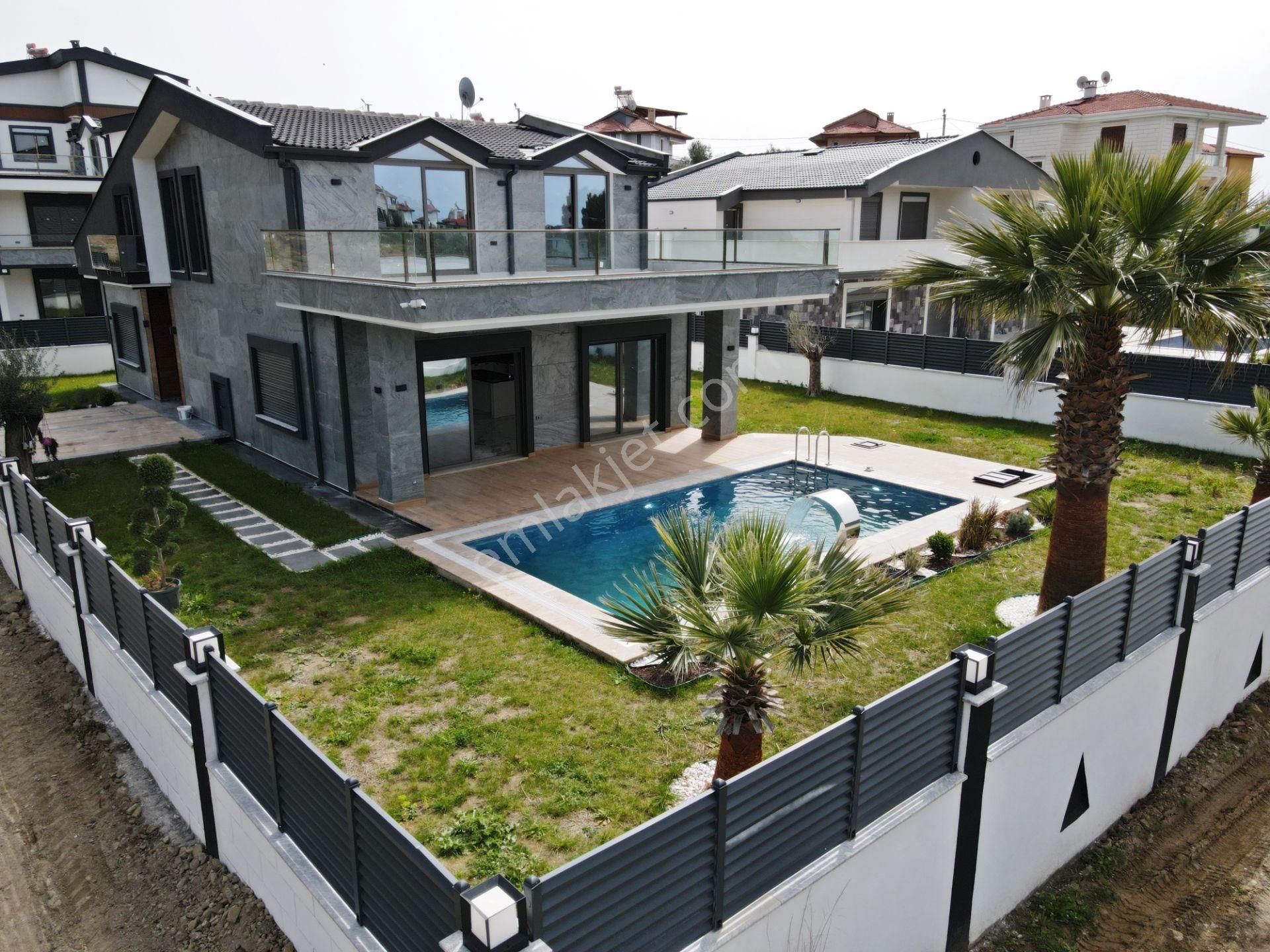 Altınoluk Ta Tasarım Harikası 650 M² Arsa İçerisinde 5+1 Villa - Görsel 12