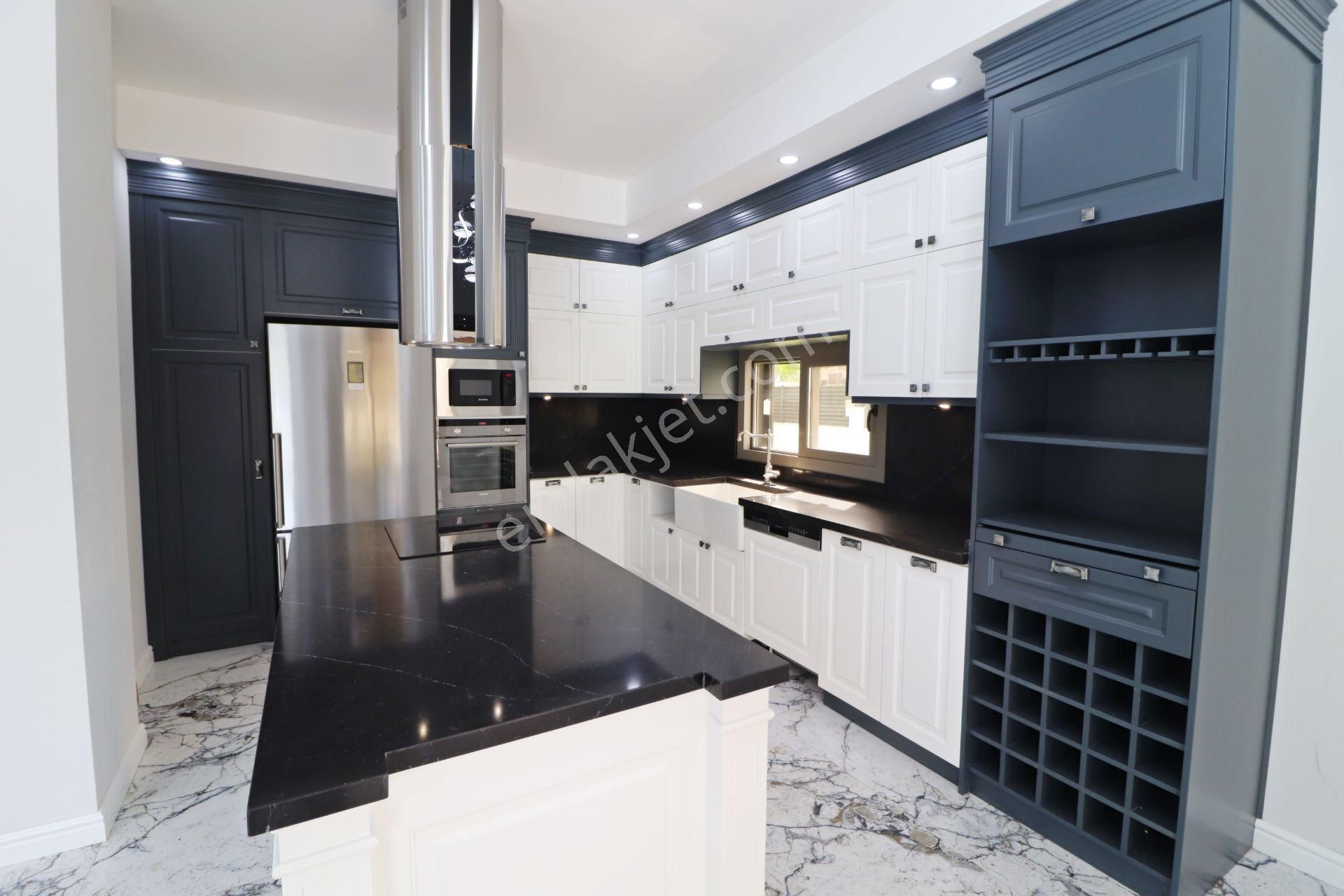 Altınoluk Ta Tasarım Harikası 650 M² Arsa İçerisinde 5+1 Villa - Görsel 14