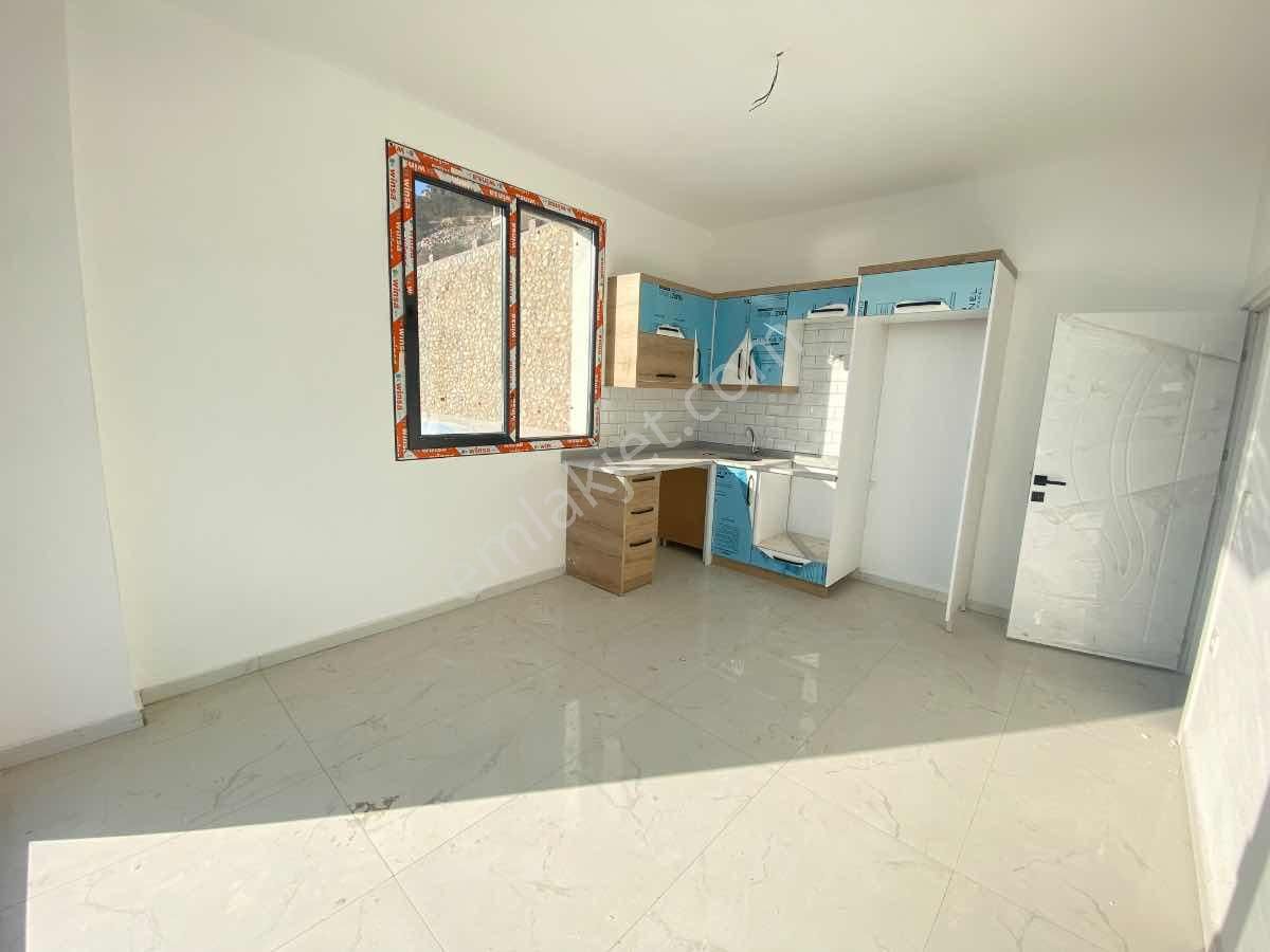 Didim Akbük’te Ful Deniz Manzaralı Köşe Başı 2+1 Bahçe Katı - Görsel 15