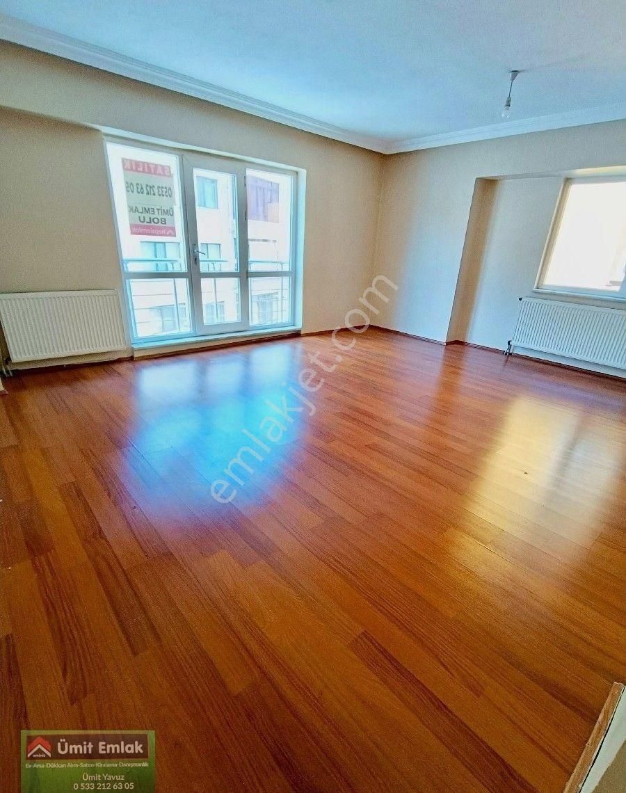 Bolu Karamanlı Mah Cadde Cephe Arakat 3+1 Daire