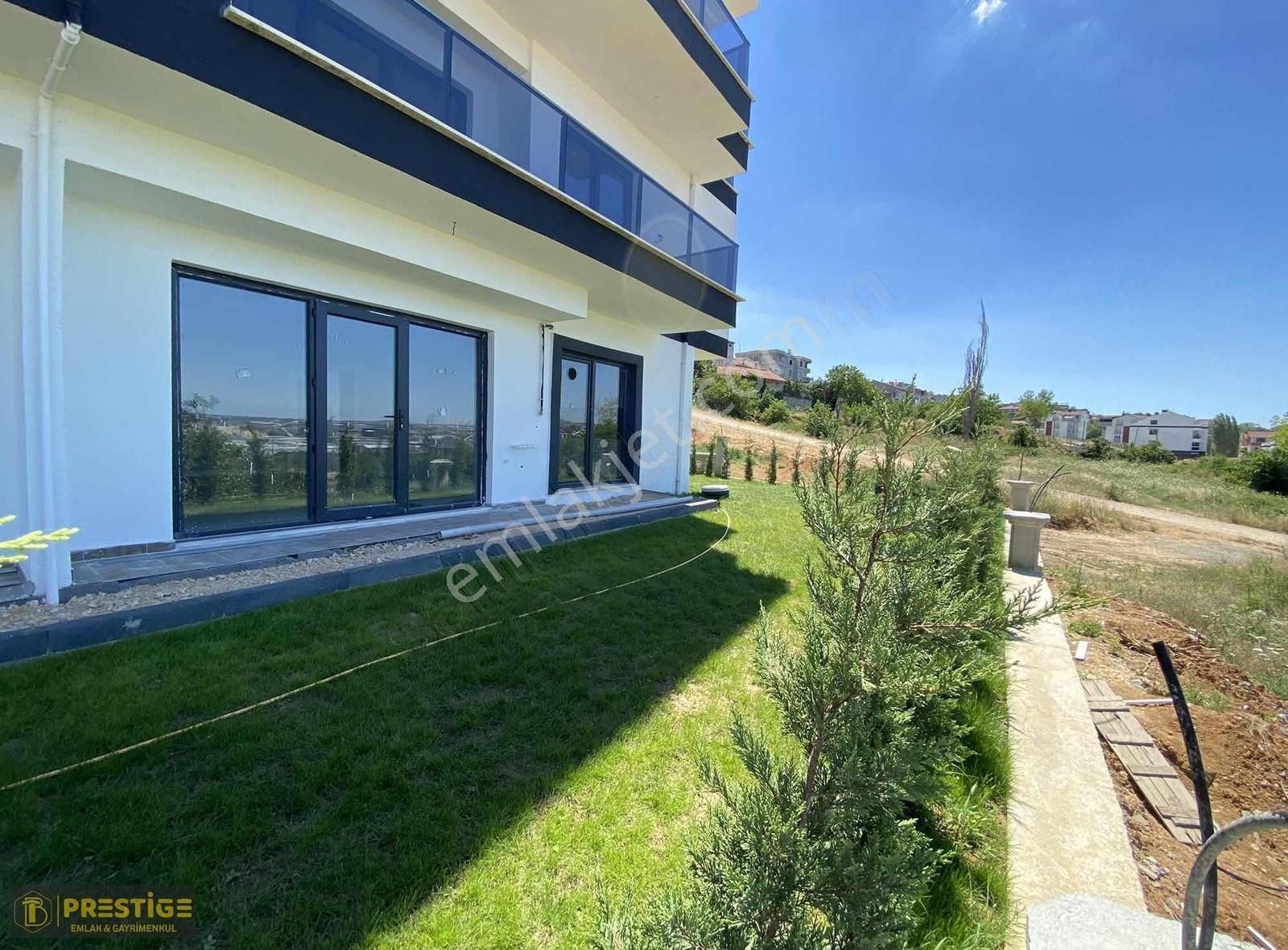 Bt Prestige'den Kayapada 2+1 Manzaralı Geniş Bahceli Daire