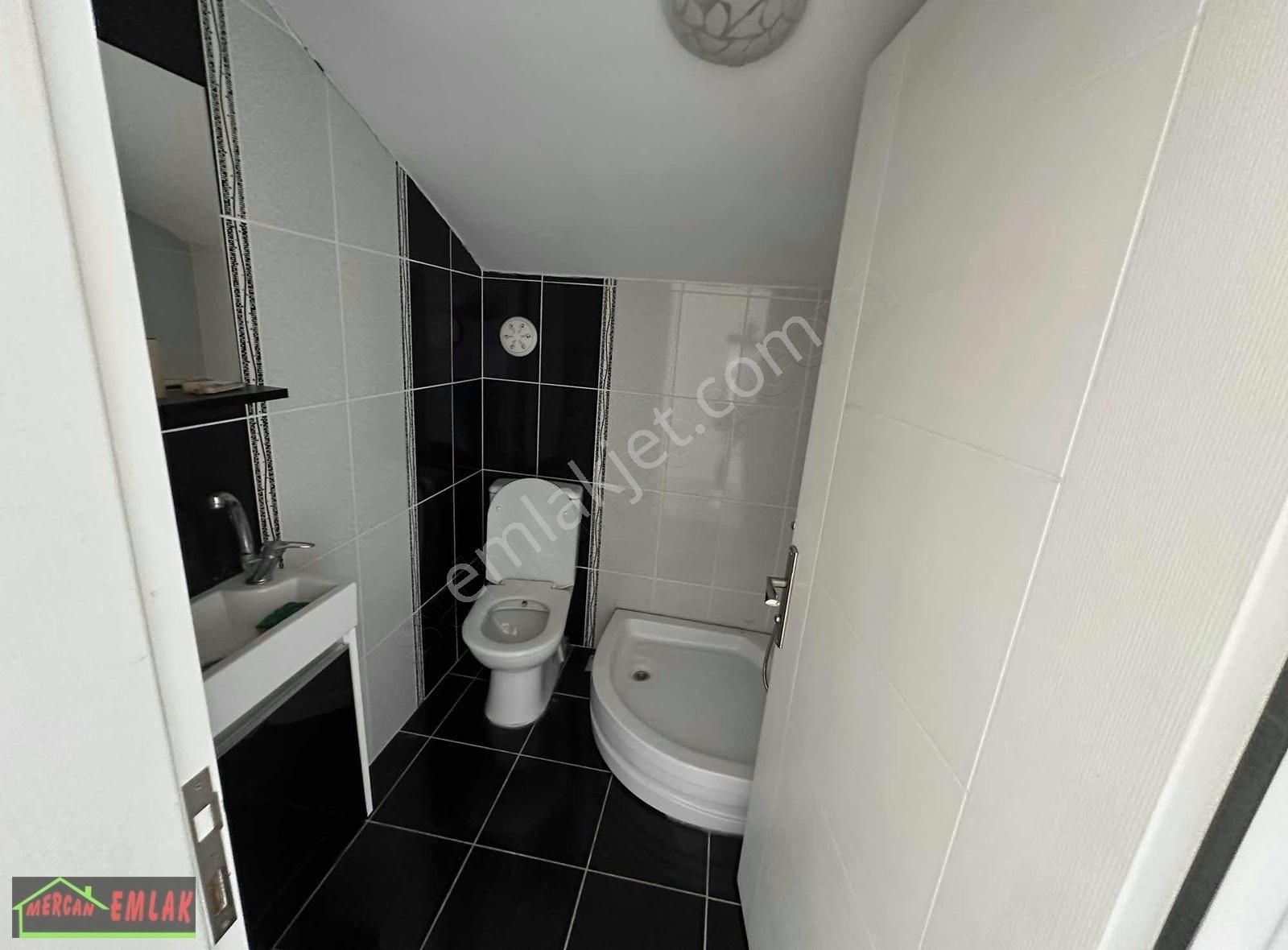 Beylikdüzü Kavaklı Merkezde Satılık 3+2 Dublex - Görsel 3