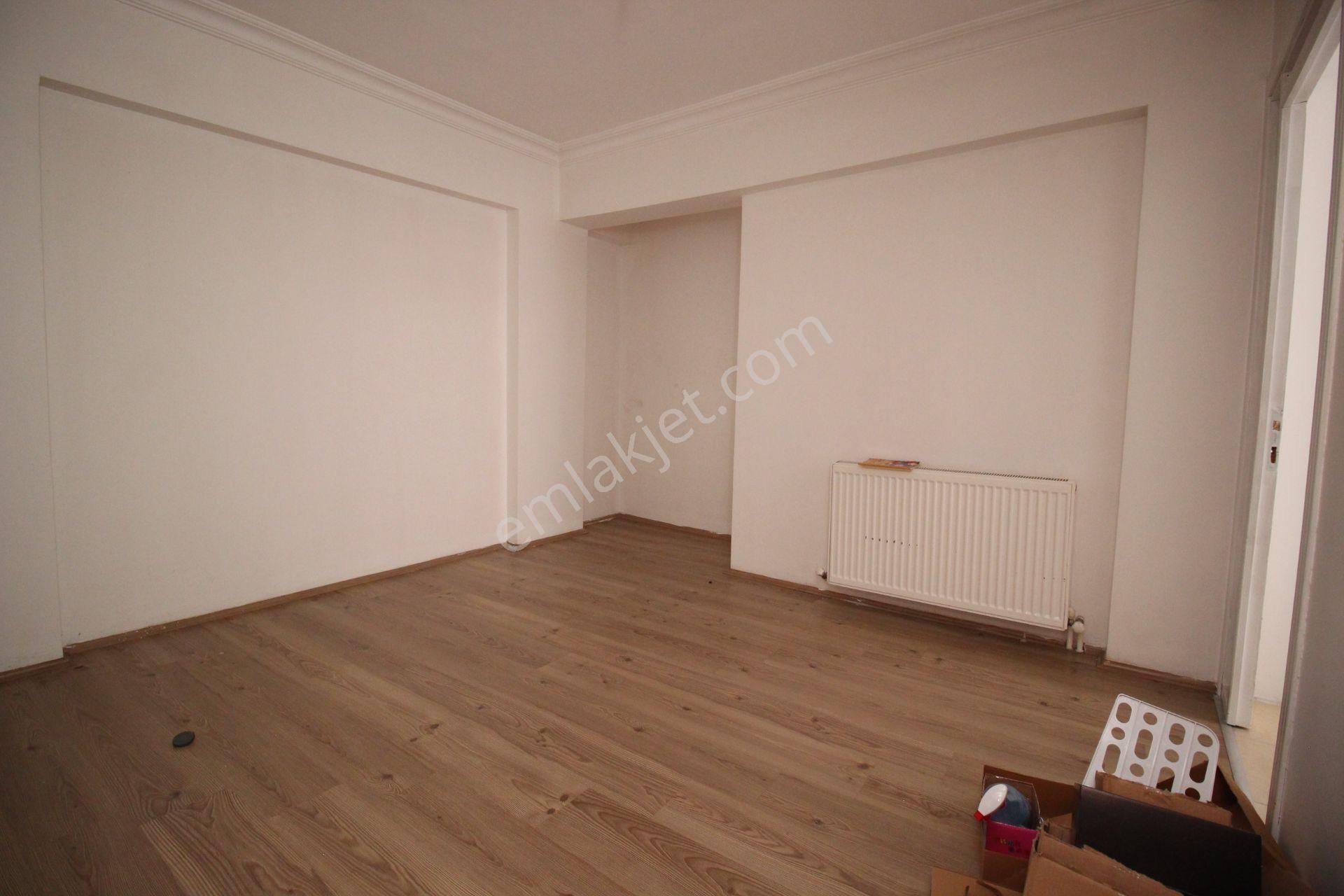 Emre Emlaktan Topçu Mahallesinde 2+1 Arakat Kiralık Daire - Görsel 13