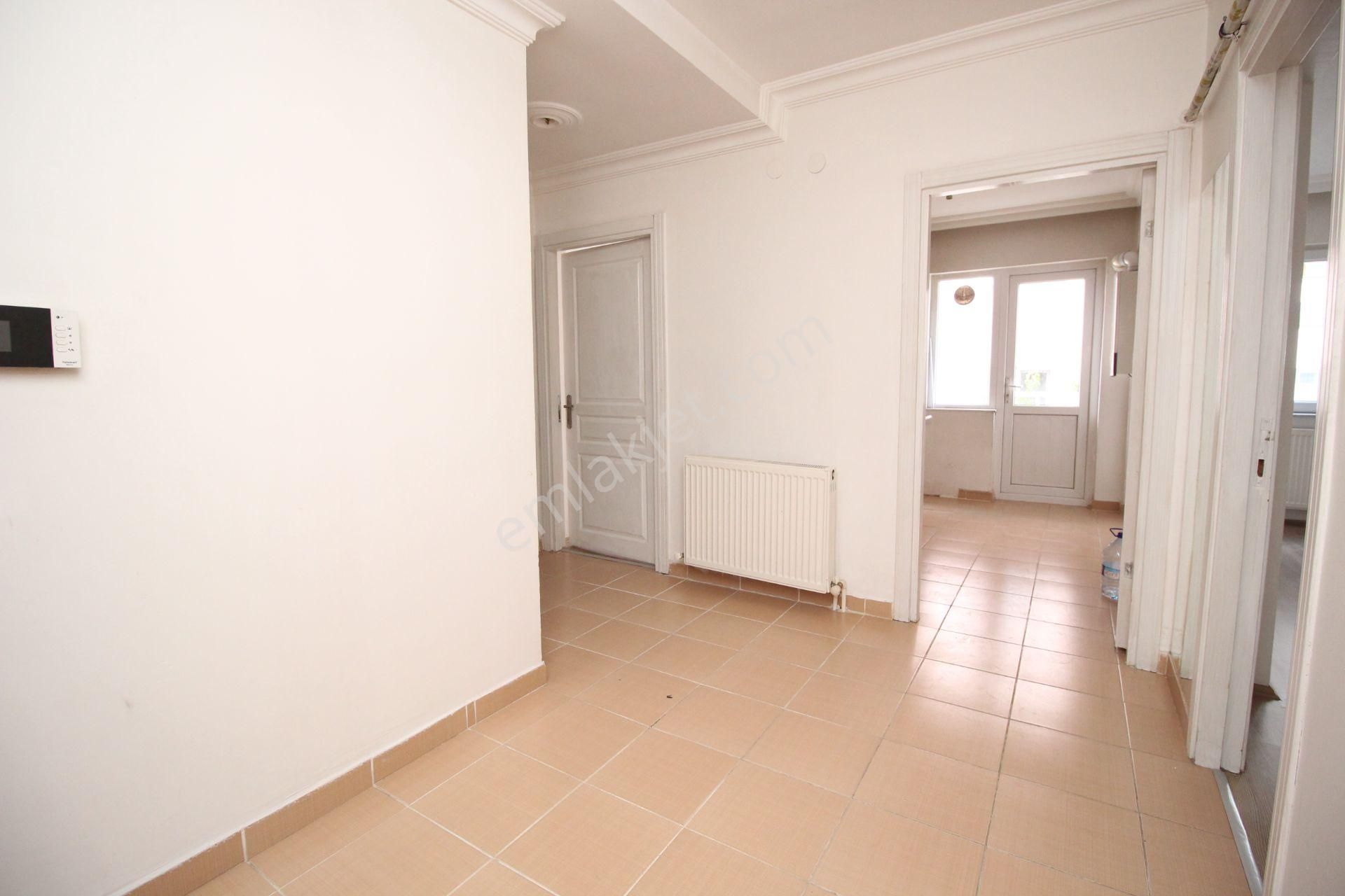 Emre Emlaktan Topçu Mahallesinde 2+1 Arakat Kiralık Daire - Görsel 18