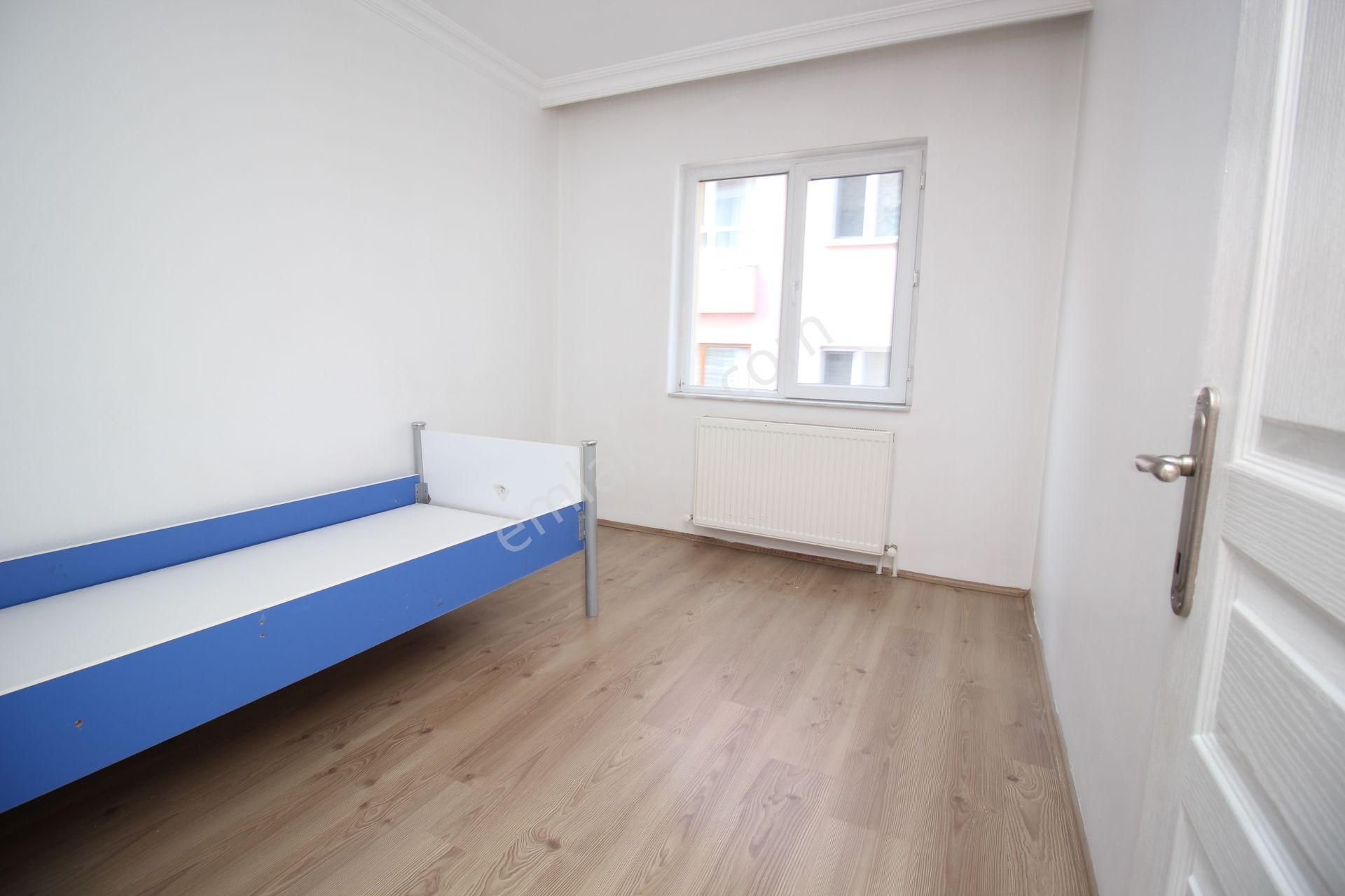 Emre Emlaktan Topçu Mahallesinde 2+1 Arakat Kiralık Daire - Görsel 11