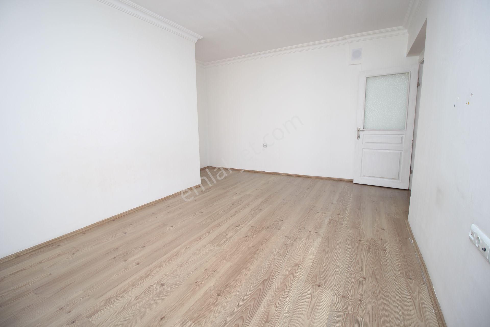 Emre Emlaktan Topçu Mahallesinde 2+1 Arakat Kiralık Daire - Görsel 8