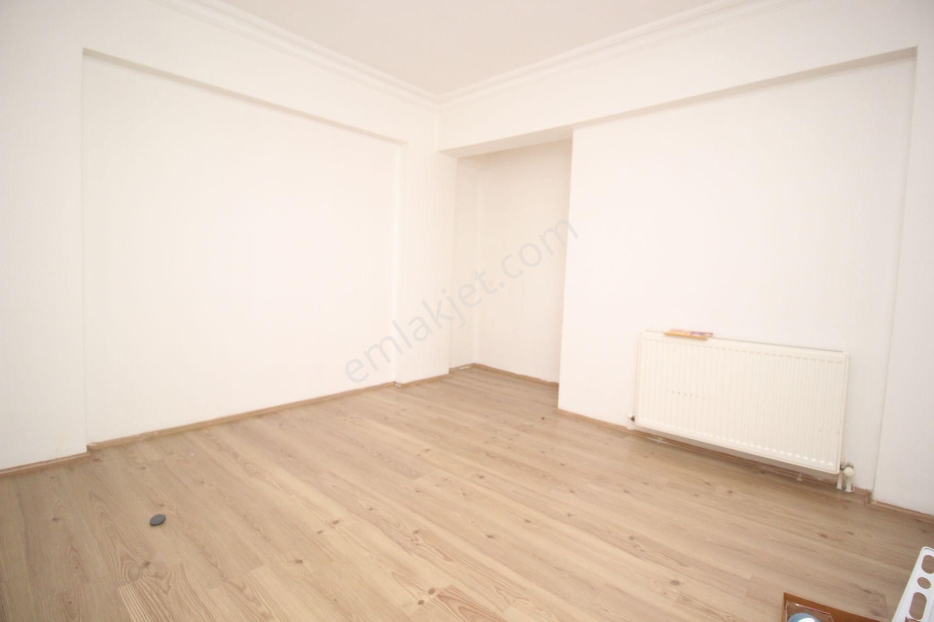 Emre Emlaktan Topçu Mahallesinde 2+1 Arakat Kiralık Daire - Görsel 16