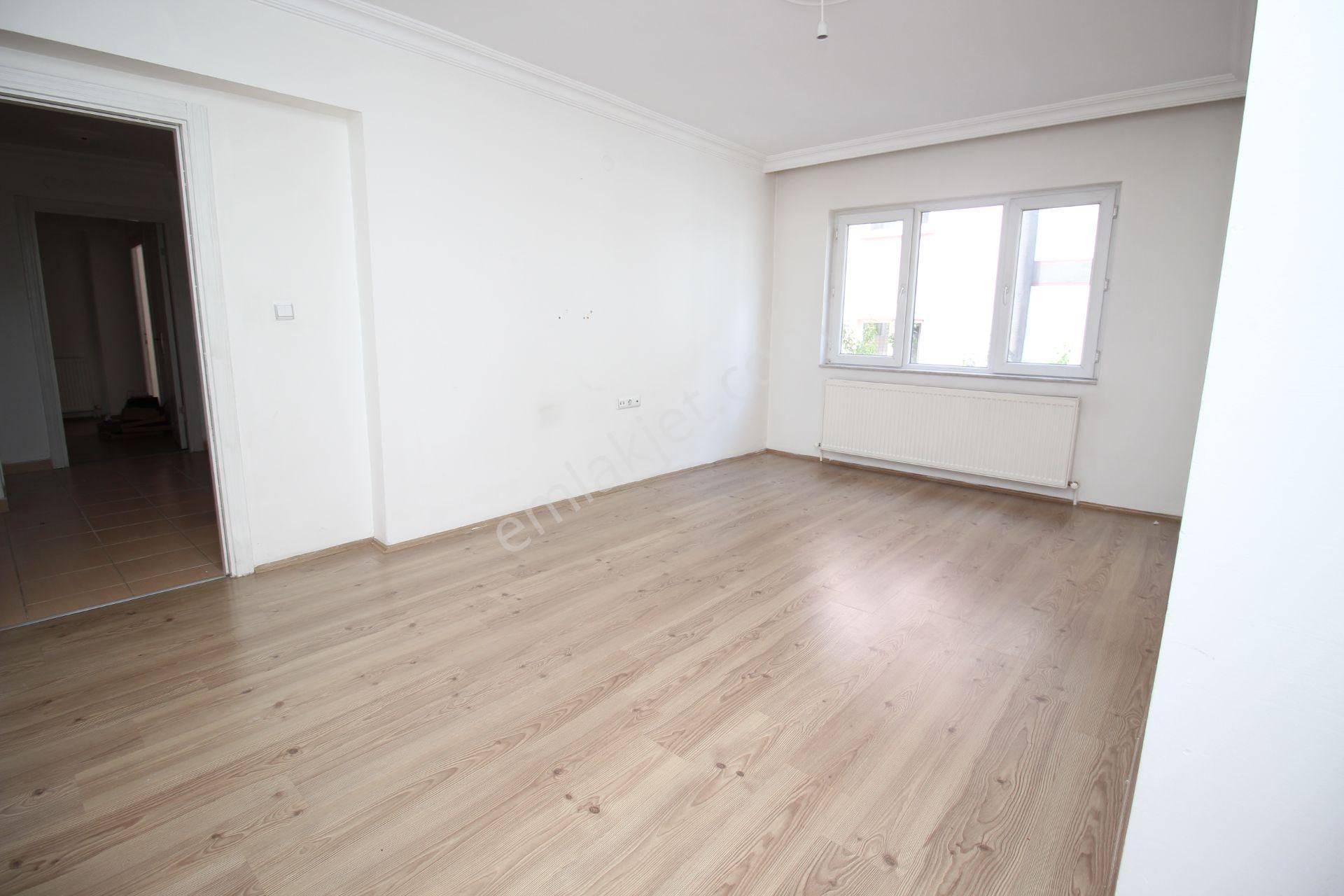 Emre Emlaktan Topçu Mahallesinde 2+1 Arakat Kiralık Daire - Görsel 7