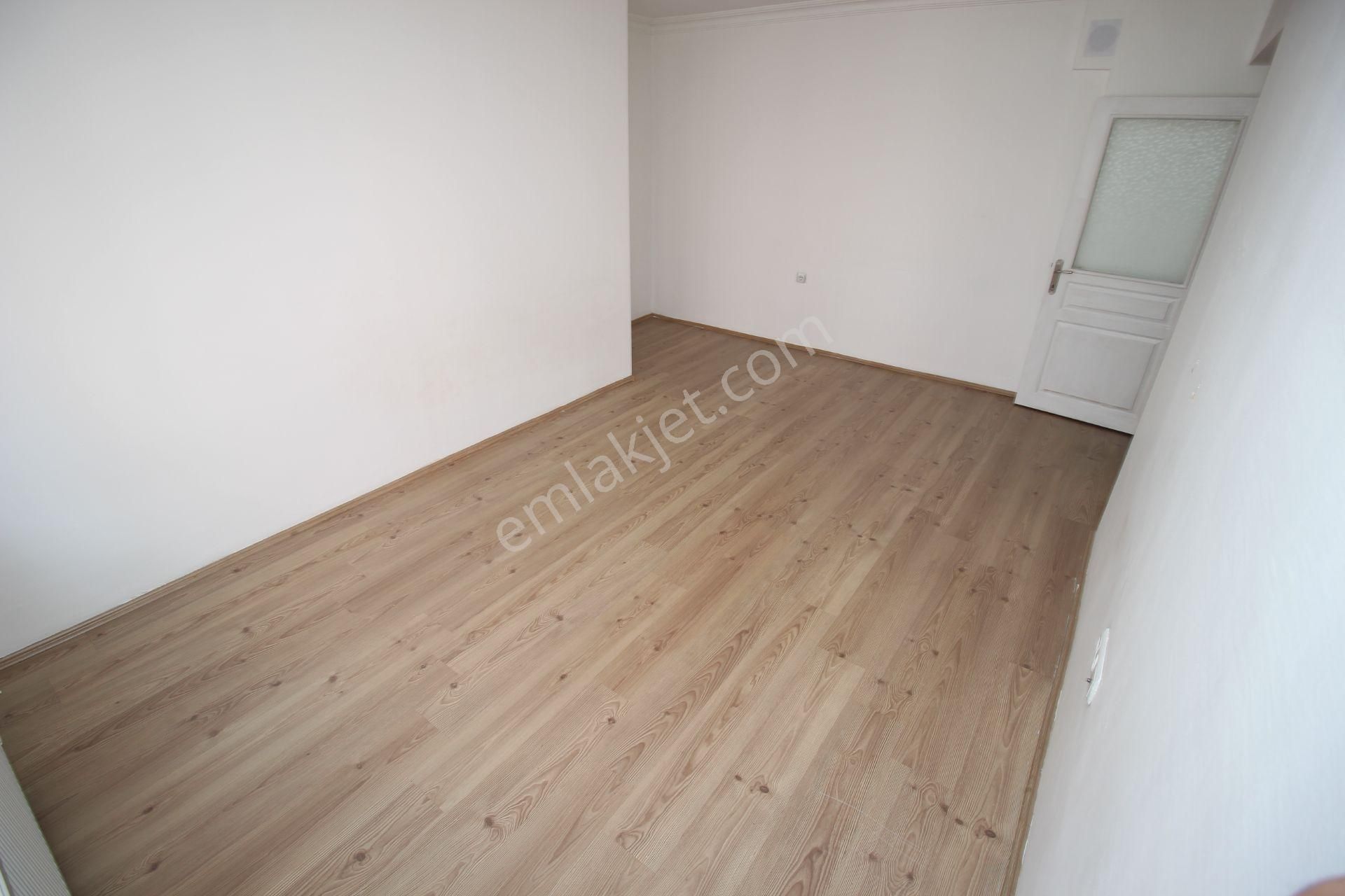 Emre Emlaktan Topçu Mahallesinde 2+1 Arakat Kiralık Daire - Görsel 9