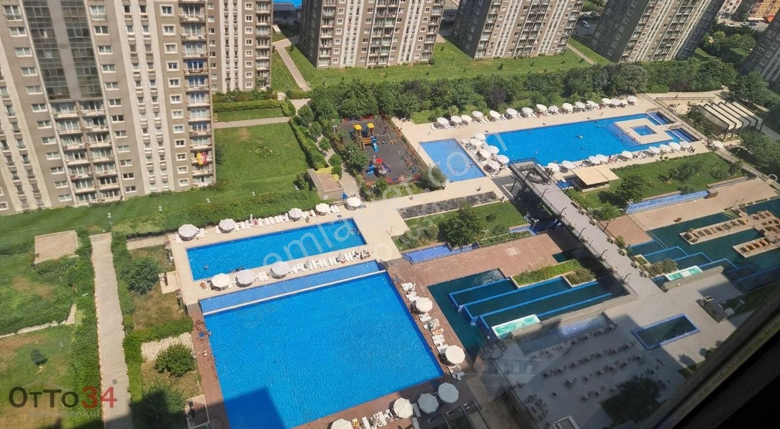 Otto 34 'den İnnovia 2 Kiralık 1+1 Havuz Cephe Ana Blokta Daire