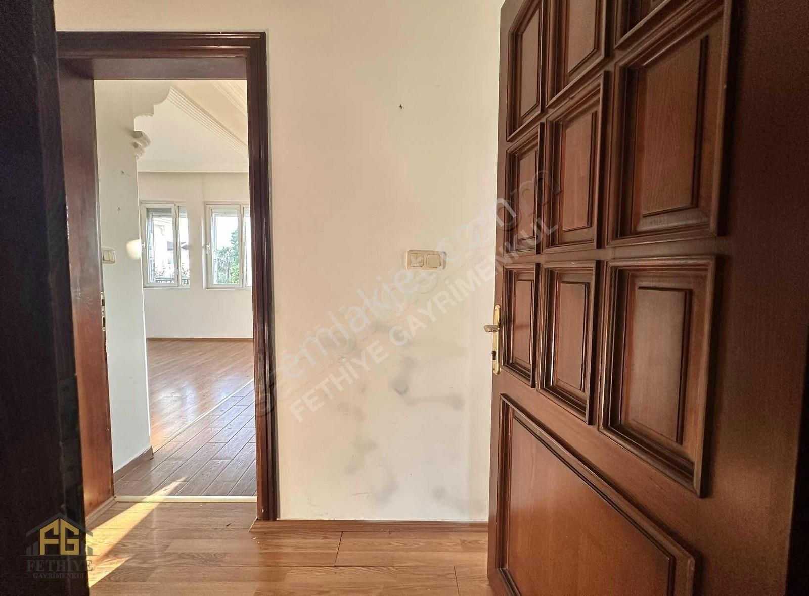 Fethiye Babataşı Mahallesinde Kiralık 4+1 Çatı Dubleks Daire