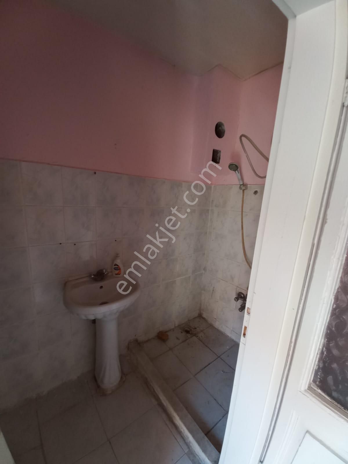 C.21 Loca Alihikmetpaşa Mah. Satılık 261m2 Arsalı 2 Müstakil Ev - Görsel 29