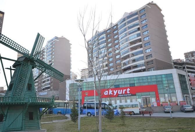 Pamuklar Mahallesi Almila Park Sitesinde Satılık Daire