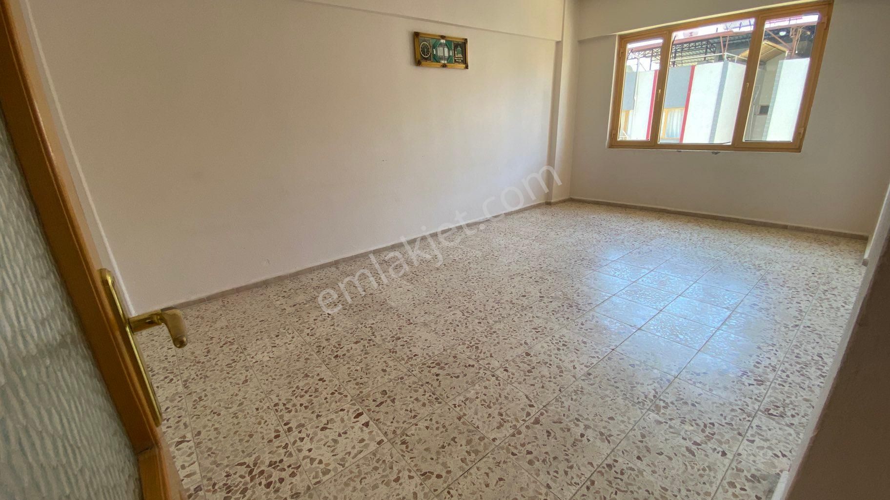 Pınarbaşında Site İçinde Uygun 3+1