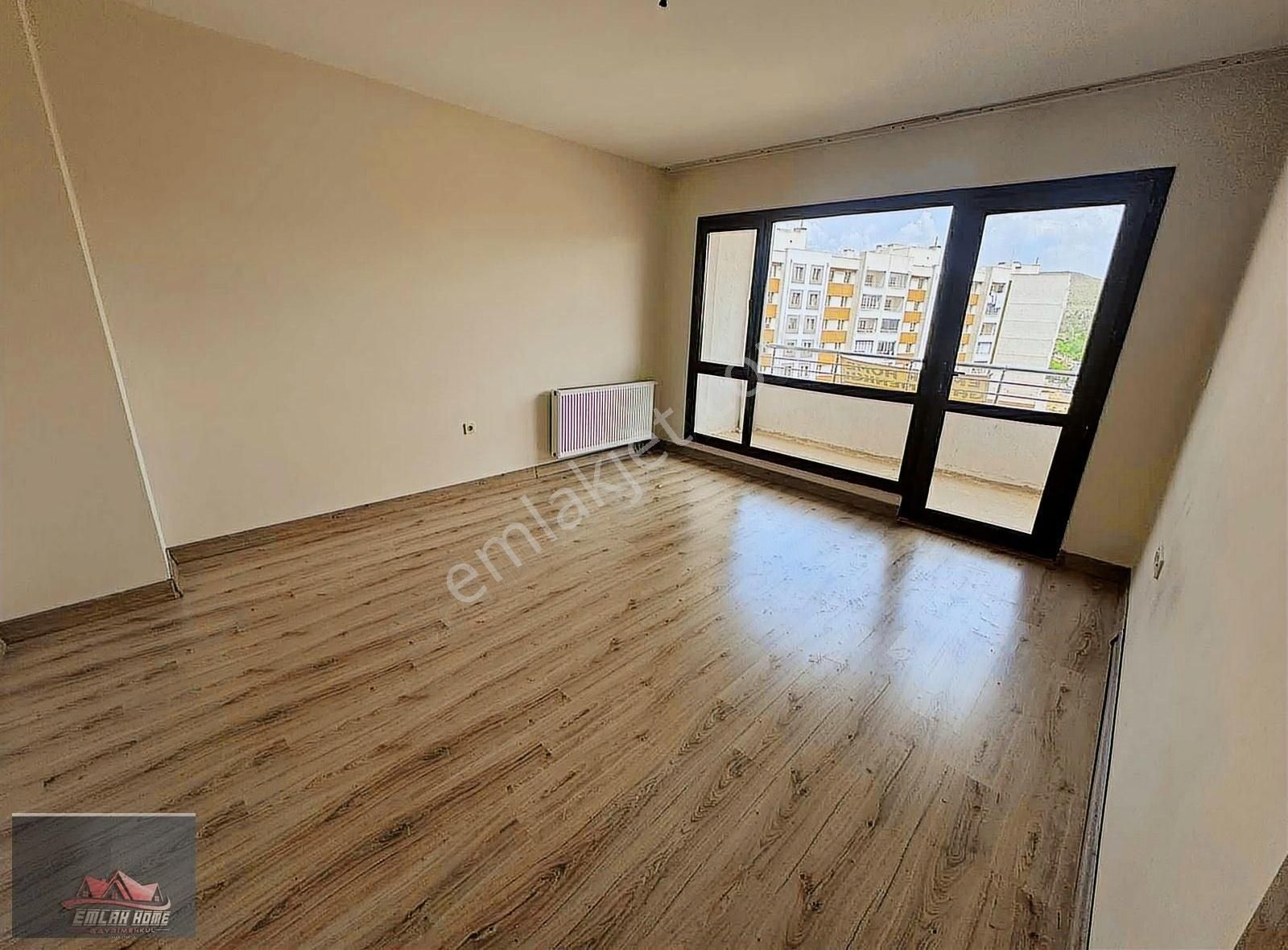 Altıağaç Toki Merkezi Konumda 2+1 Giriş Kat Kiralık