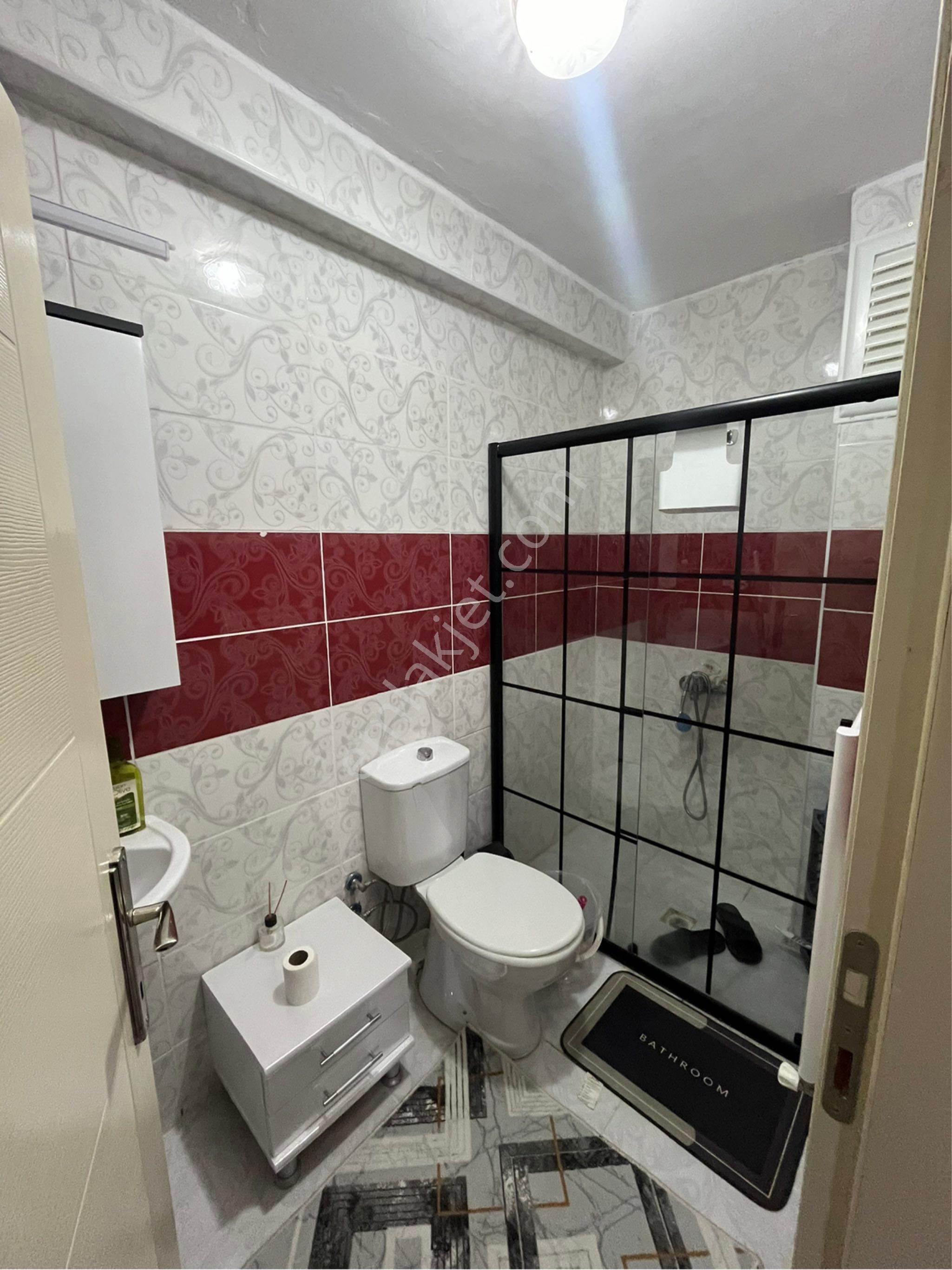Sahibinden Temiz Eşyalı 1+1 Daire - Görsel 23