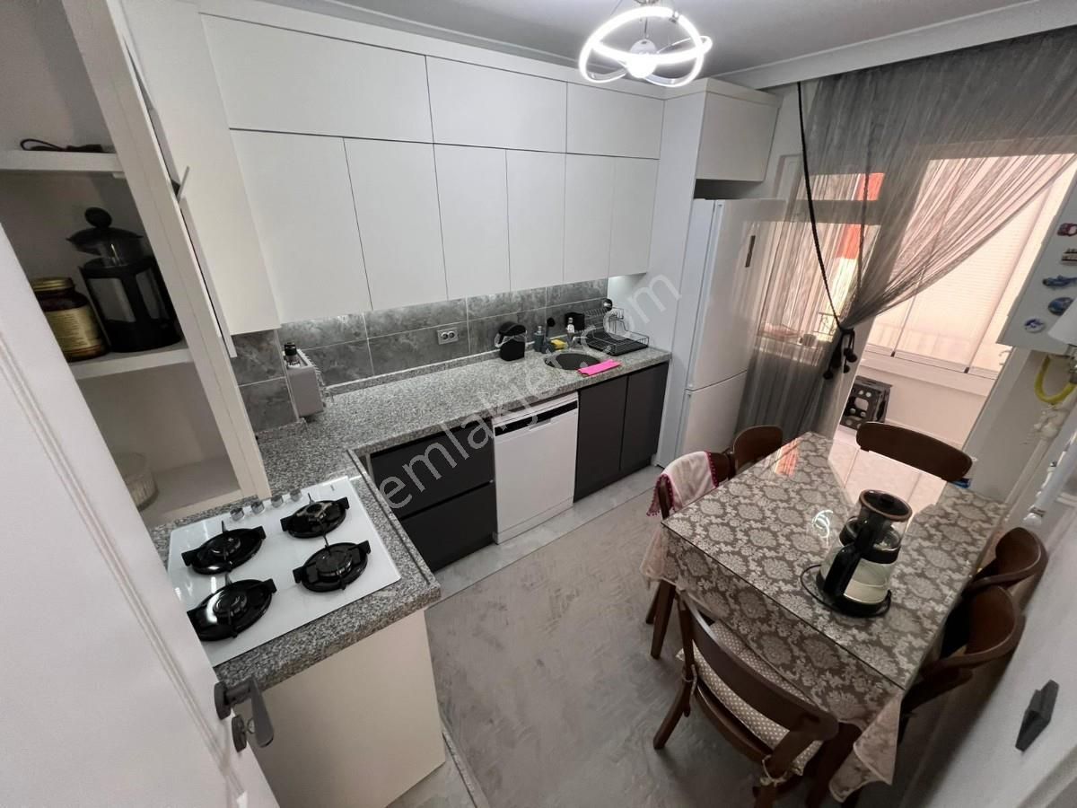 Sincan Selçuklu Mhde 3+1 Ara Kat Caddeye Yakın Full Yapılı Daire