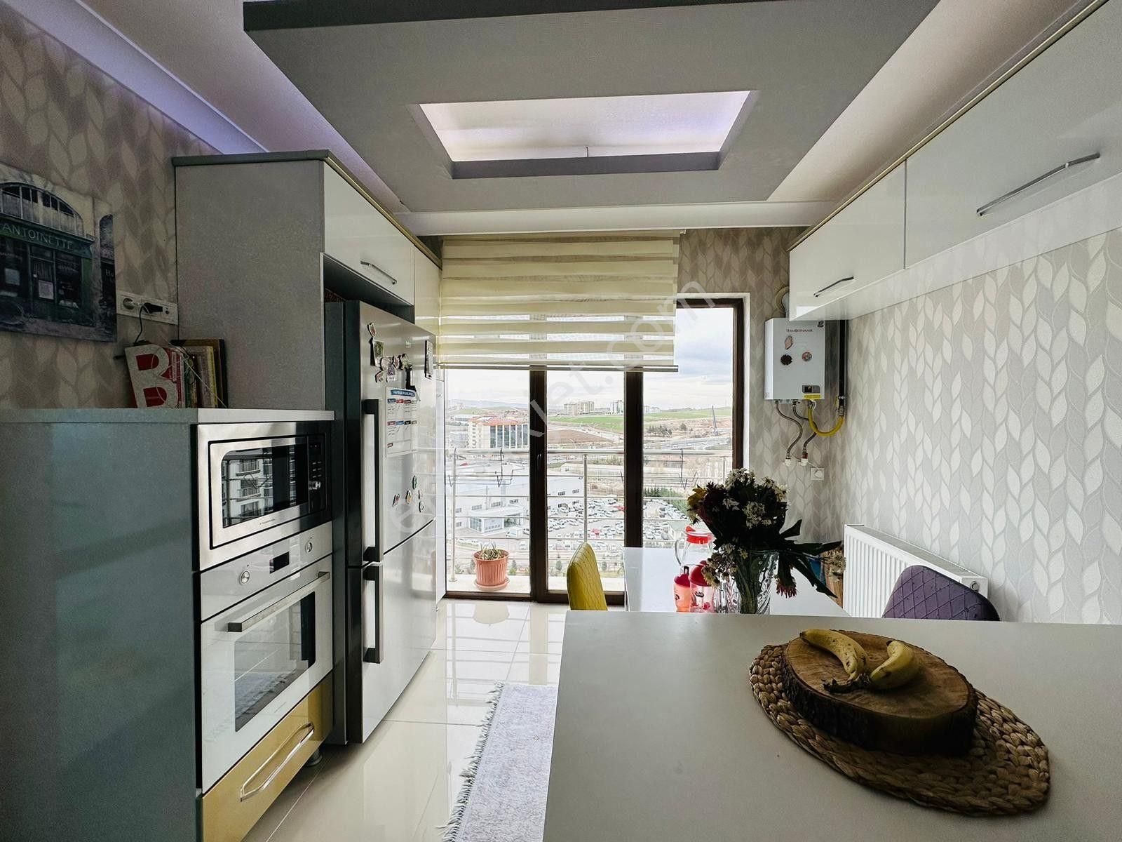 Kalecik Emlak'tan Lüx Sitede Full Yapılı G.odalı G.cephe 4+1 Daire