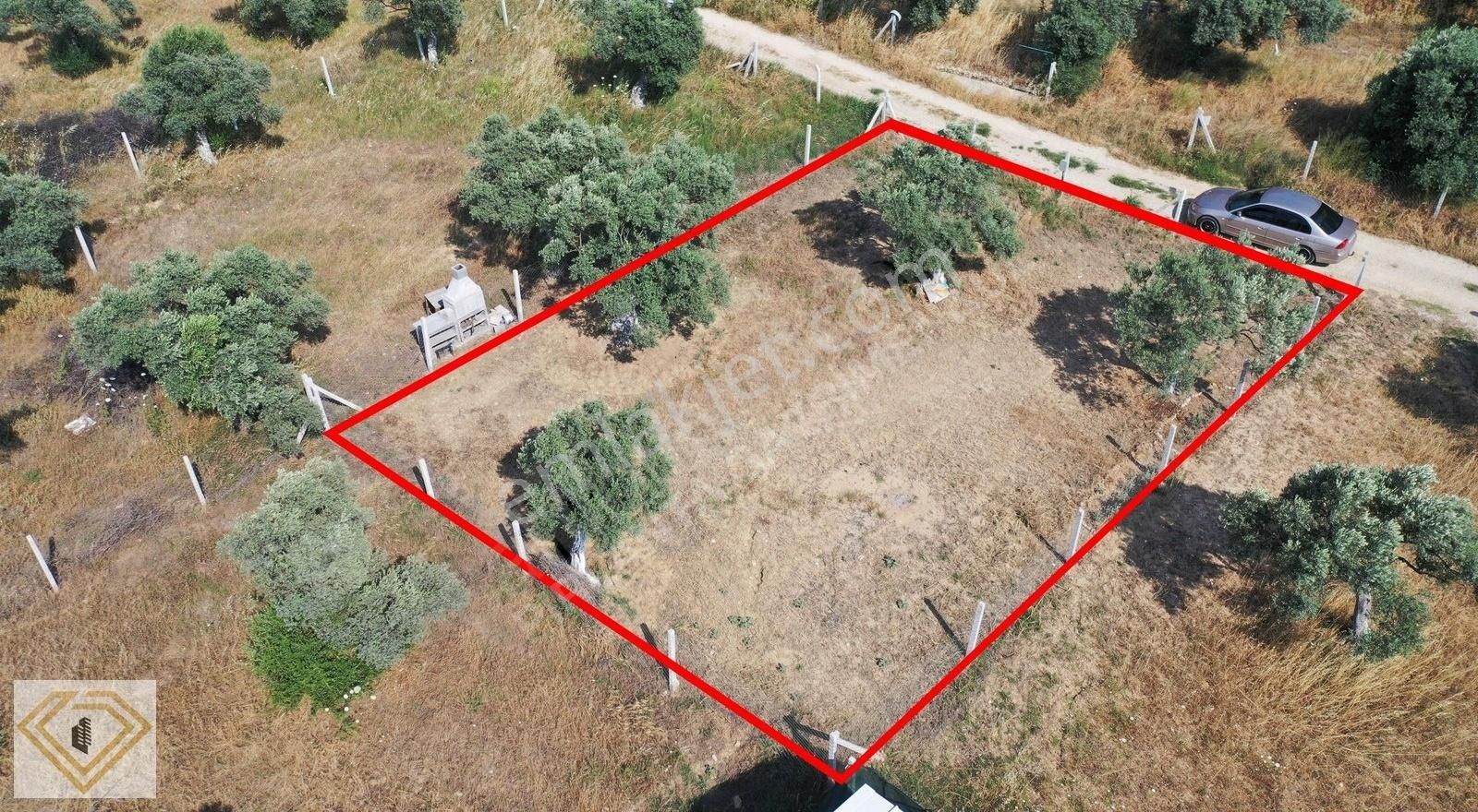 Pırlanta'dan Dirmil'de Köye 1km. Uzaklıkta 355m Rizai Taksimli