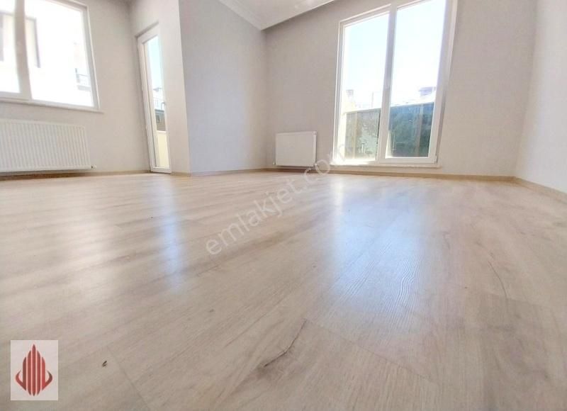 Sancaktepe 'de Kiralık 2+1 Ara Kat Daire Arayanlara