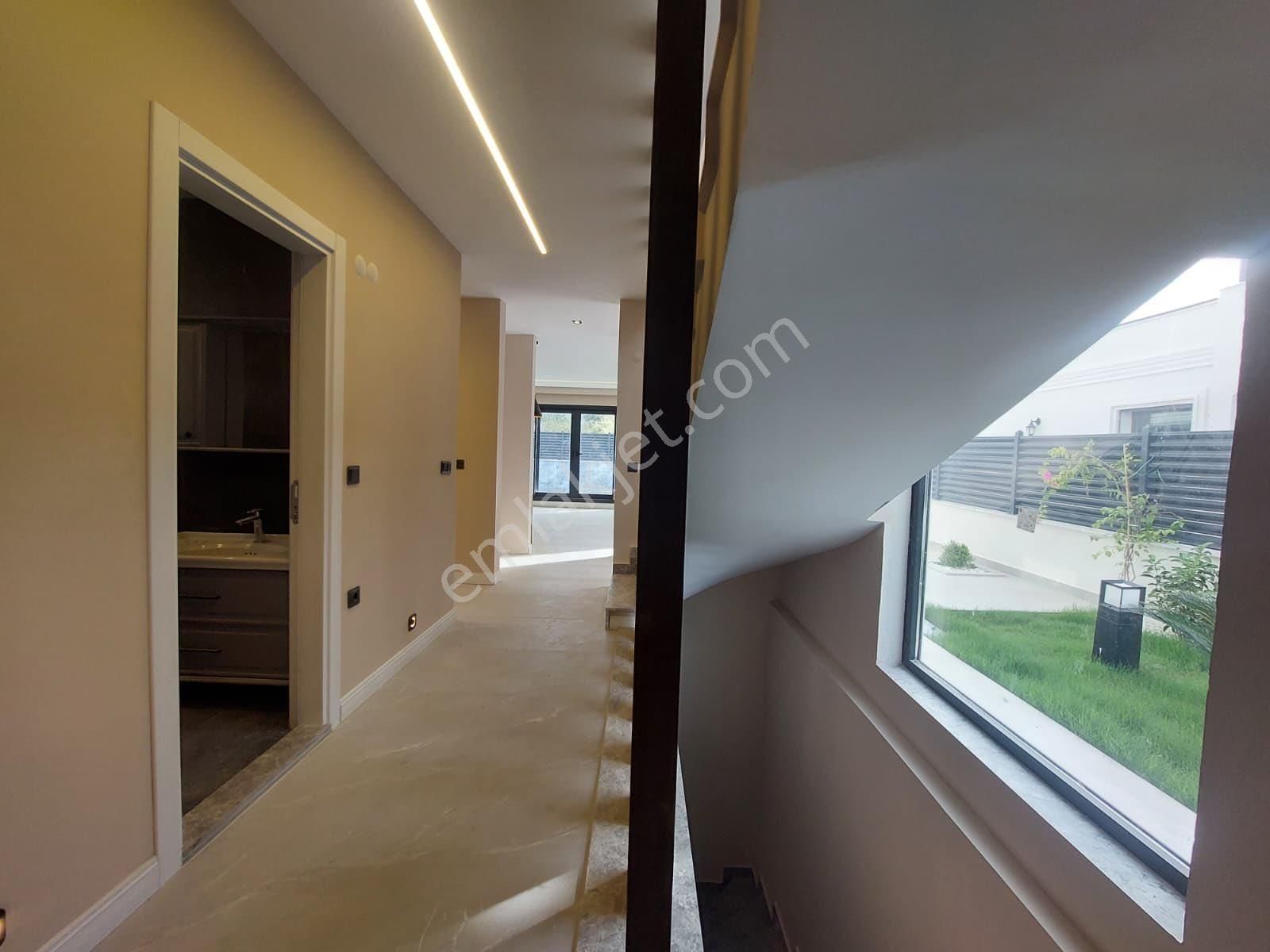 Manzara-özel Havuz/otopark-bahçe-yerden Isıtma-5+2-ultra Lüx-tamamı Müstakil Villa - Görsel 15