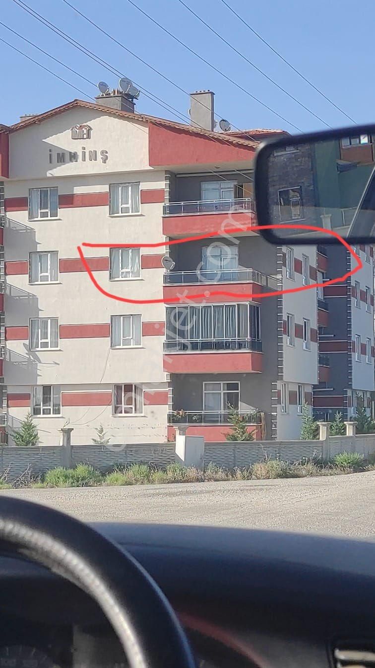 Saraçoğlu 1. Kanalı Geçmeden Solda 3 Yıllk Bina Arakat 2+1 Asansörlü- Kat Mülkiyetli
