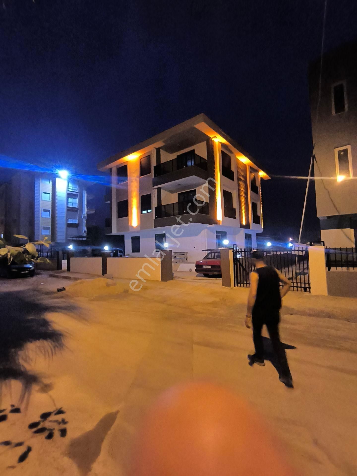 Kepez Habipler İlköğretim Okulu Yanı Satılık Daireler